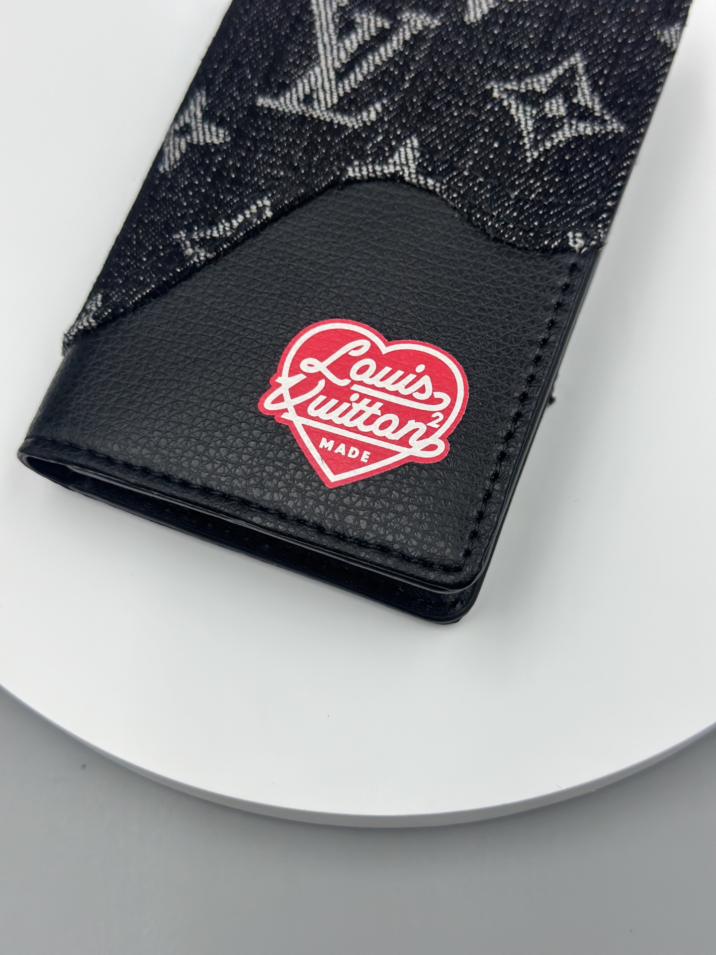 LOUIS VUITTON ルイヴィトン LV Nigo 財布 M81015-BRAND OFF