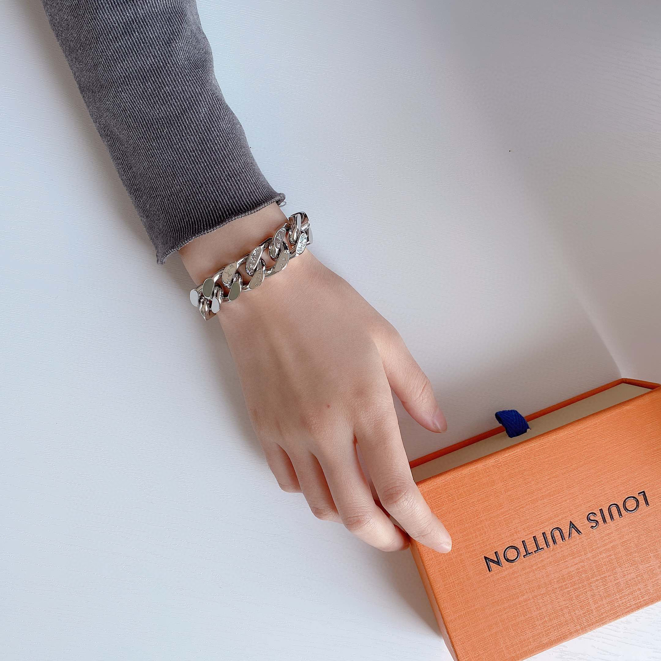 Louis Vuitton（ルイヴィトン） LV ブレスレット 21cm-BRAND OFF