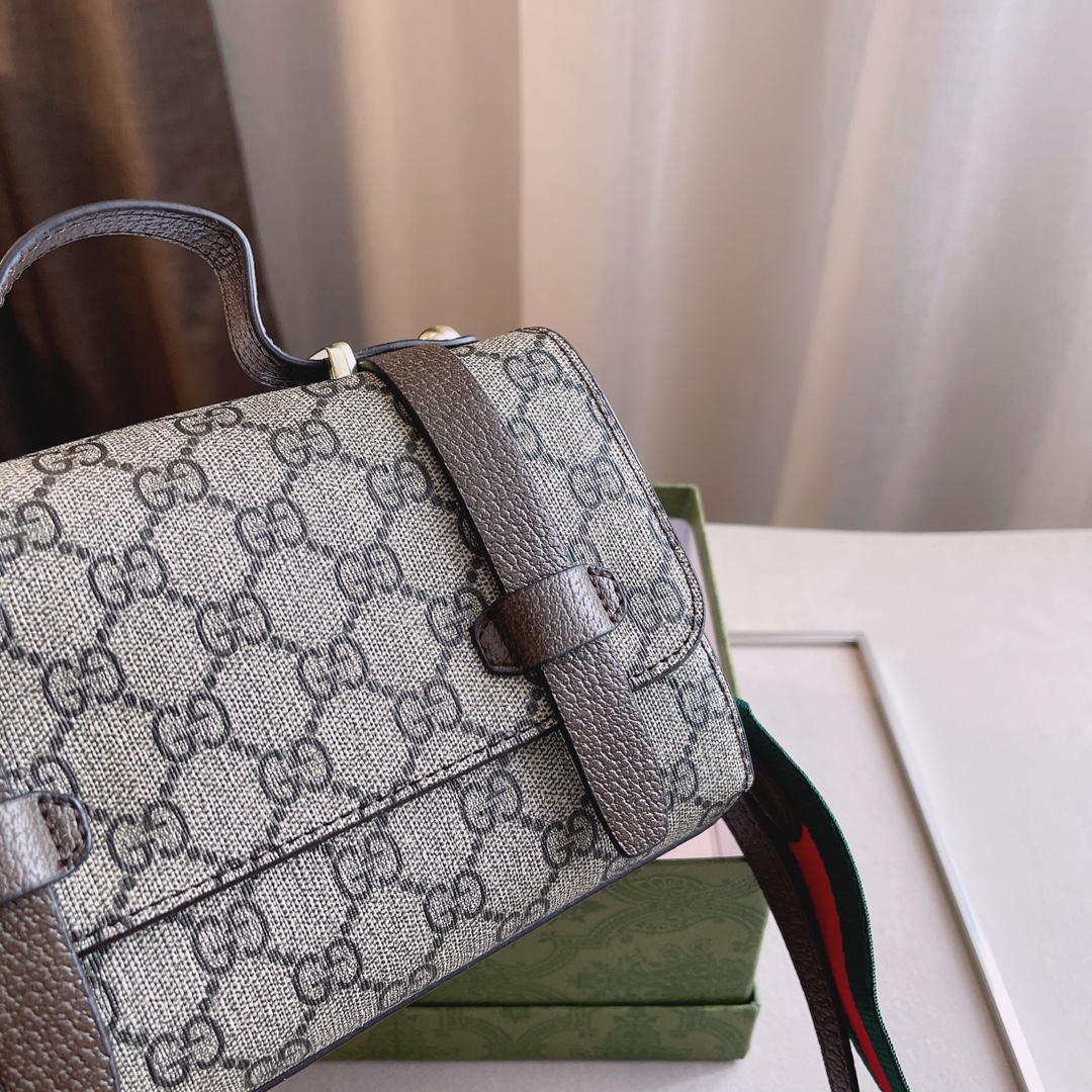GUCCI メッセンジャーバッグ-BRAND OFF