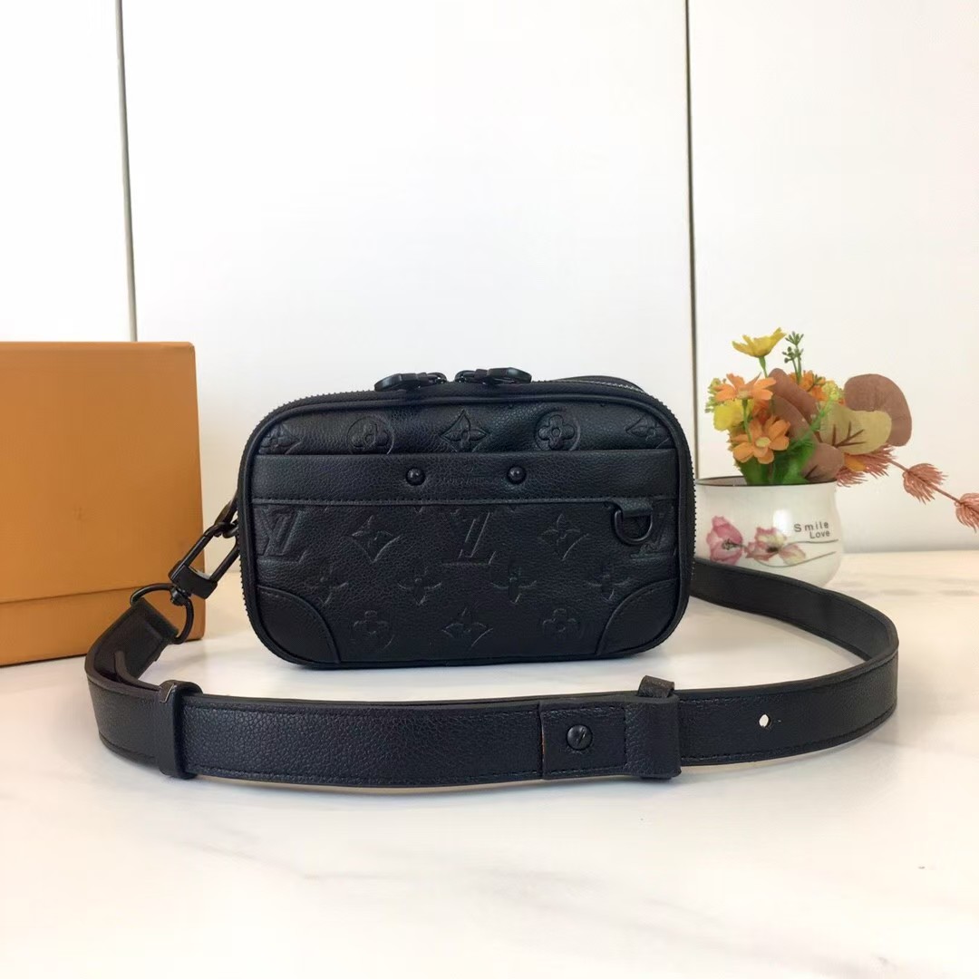 【LOUIS VUITTON旗艦店】ルイヴィトン NANO ALPHA ミニショルダーバッグ M82544-BRAND OFF