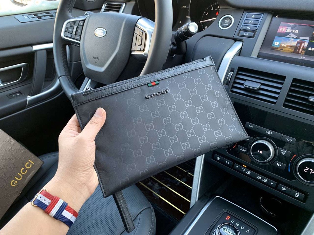 GUCCI 〔グッチ 〕クラッチバッグ-BRAND OFF