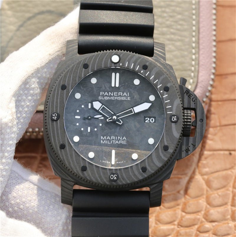 パネライサブマーシブル マリーナ ミリターレ カーボテック世界限定1000本 PAM00979-BRAND OFF