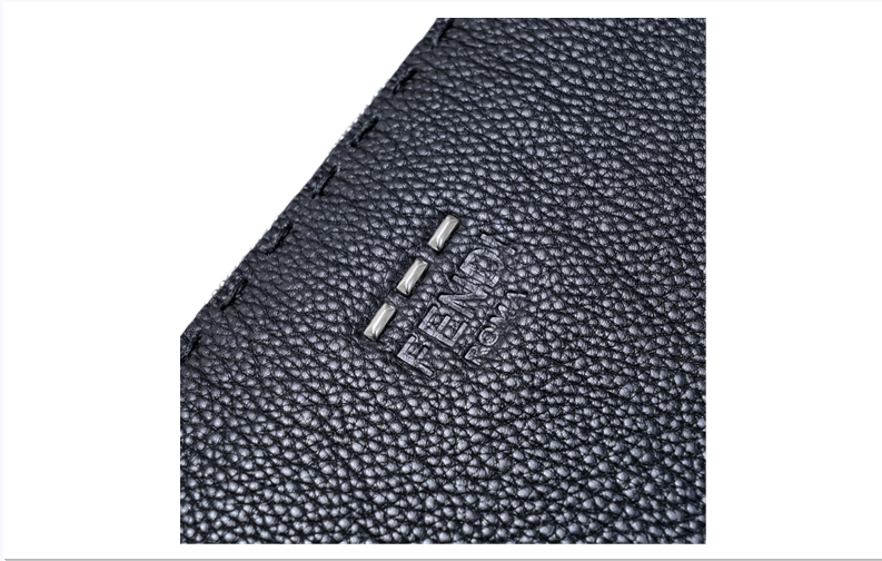 【 FENDI 公式 旗艦店】フェンディ クラッチバッグ 当日出荷 好評に付き再入荷！ 黒 30*20*1CM-BRAND OFF