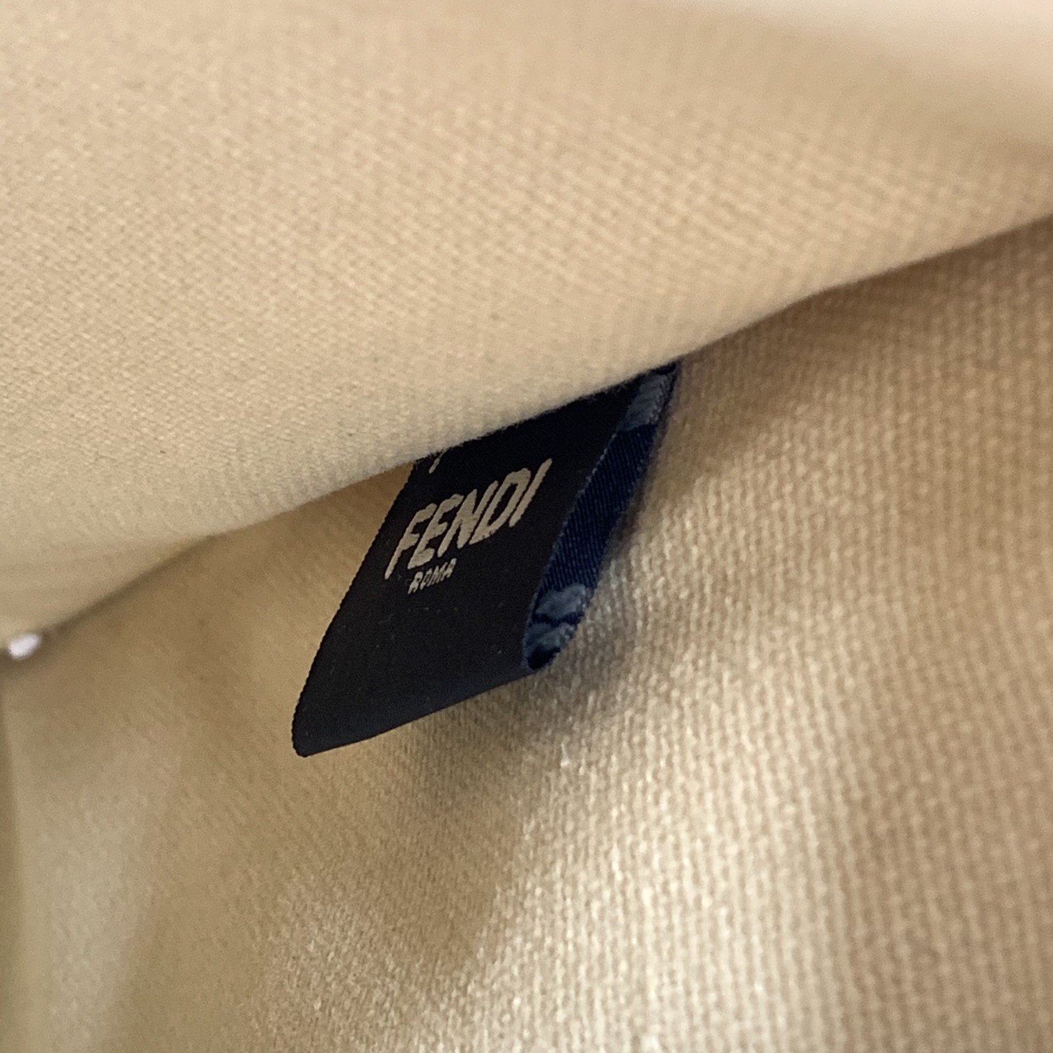 FENDI（フェンディ） ハンドバッグ41X29.5X16CM-BRAND OFF