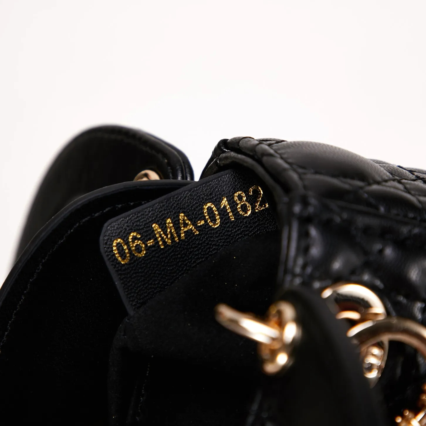 【DIOR 公式 旗艦店】ディオール ショルダーバッグ 当日出荷 好評に付き再入荷！12*10*5CM-BRAND OFF