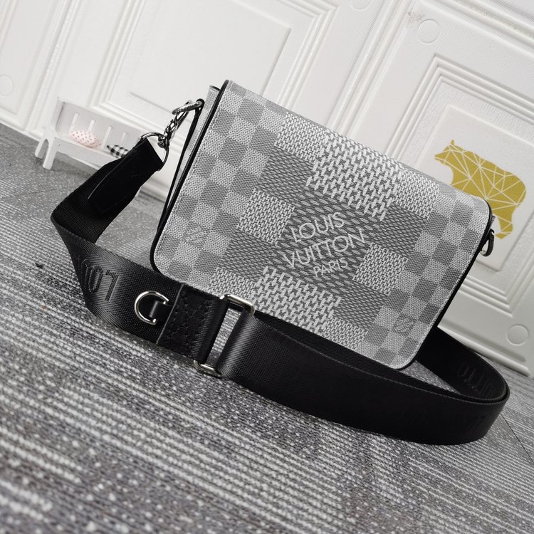 Louis Vuitton （ルイヴィトン） メッセンジャーバッグ 23.5x14x5cm-BRAND OFF