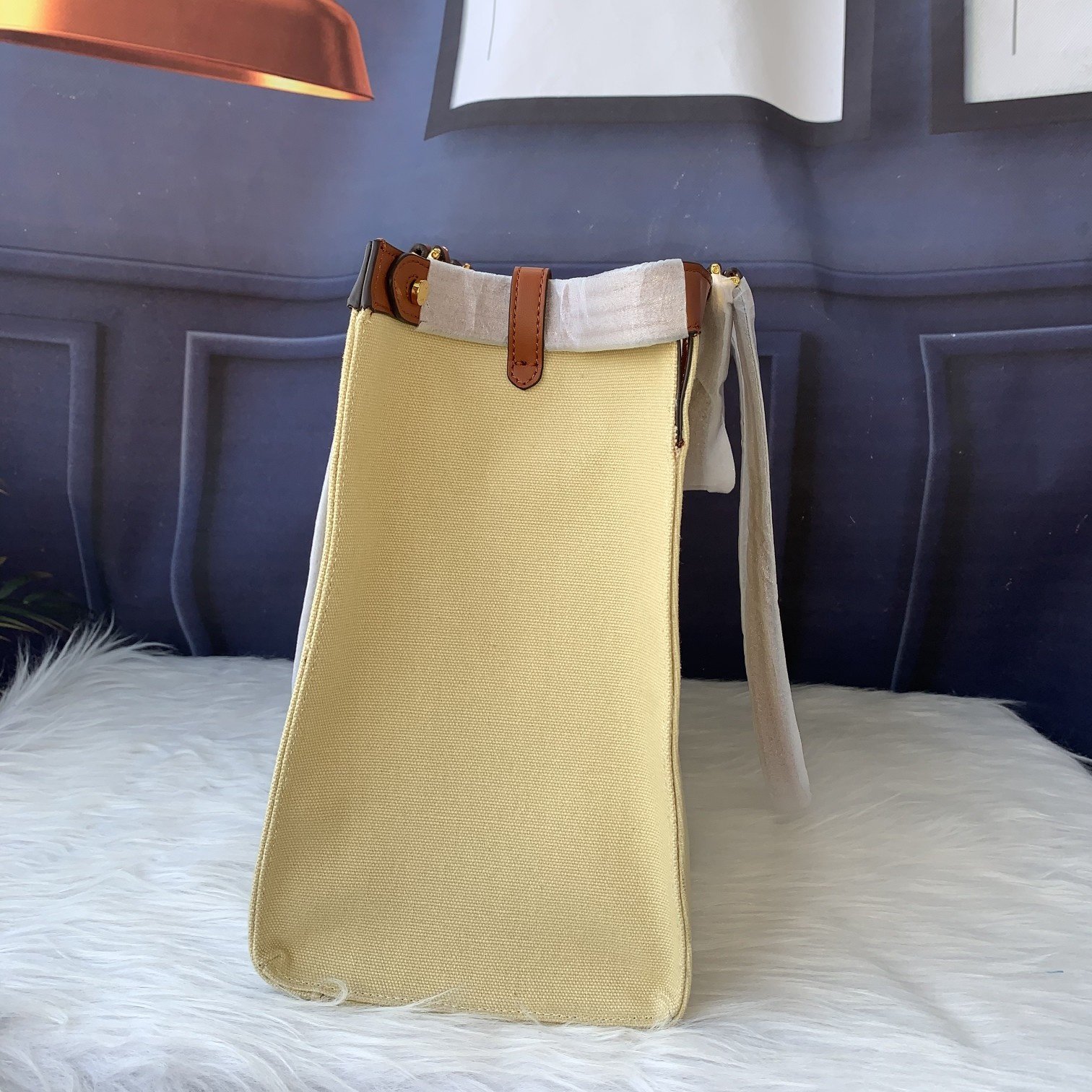 FENDI（フェンディ） ハンドバッグ41X29.5X16CM-BRAND OFF