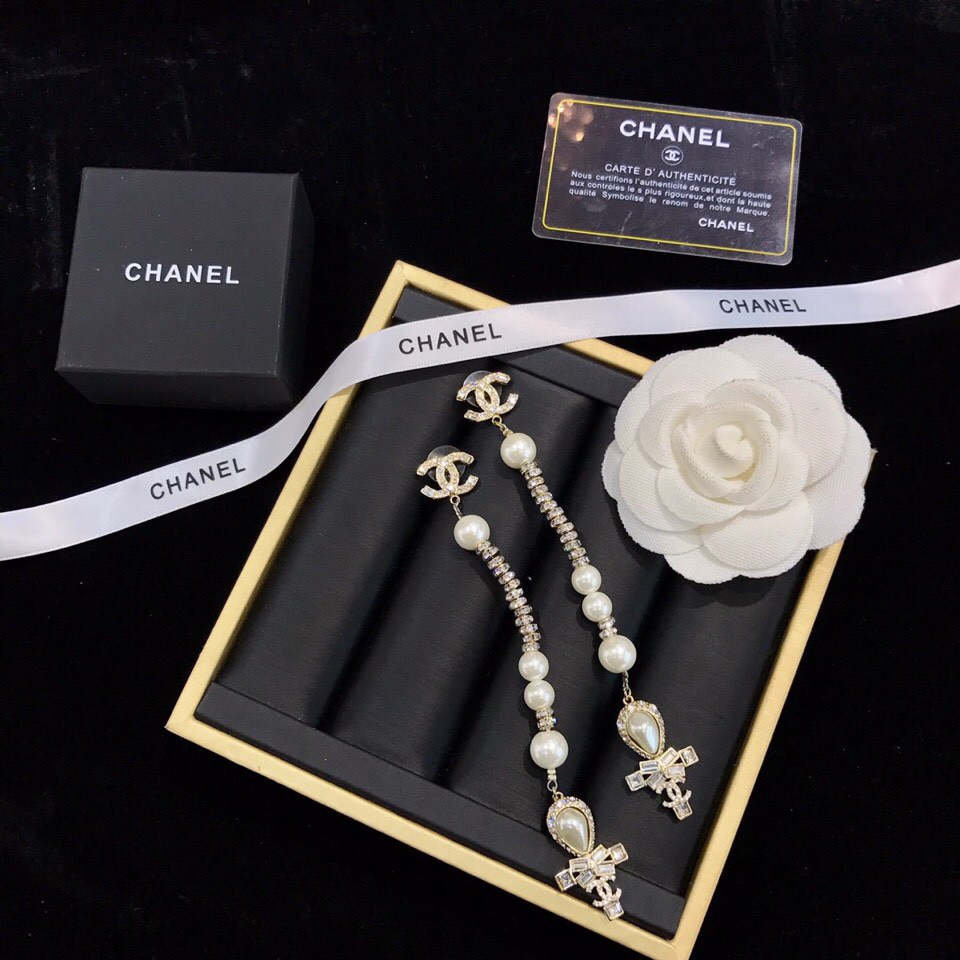 【CHANEL 】 シャネル   ファッションスタイルのイヤリング-BRAND OFF