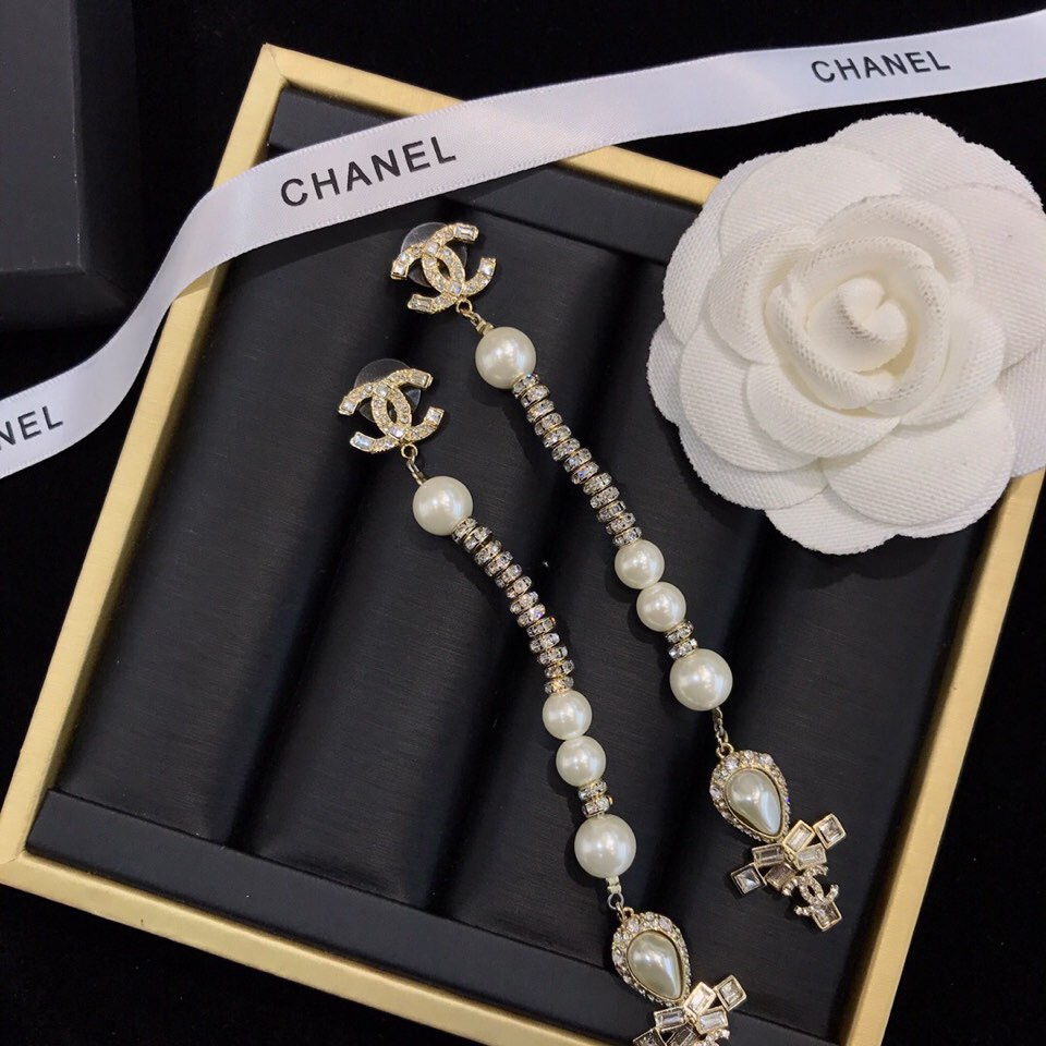 【CHANEL 】 シャネル   ファッションスタイルのイヤリング-BRAND OFF