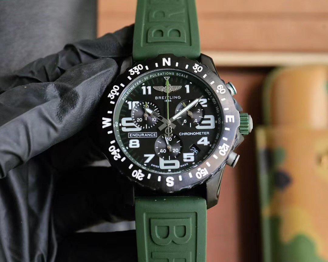 Breitling Endurance Pro X82310D31B1S1-BRAND OFF