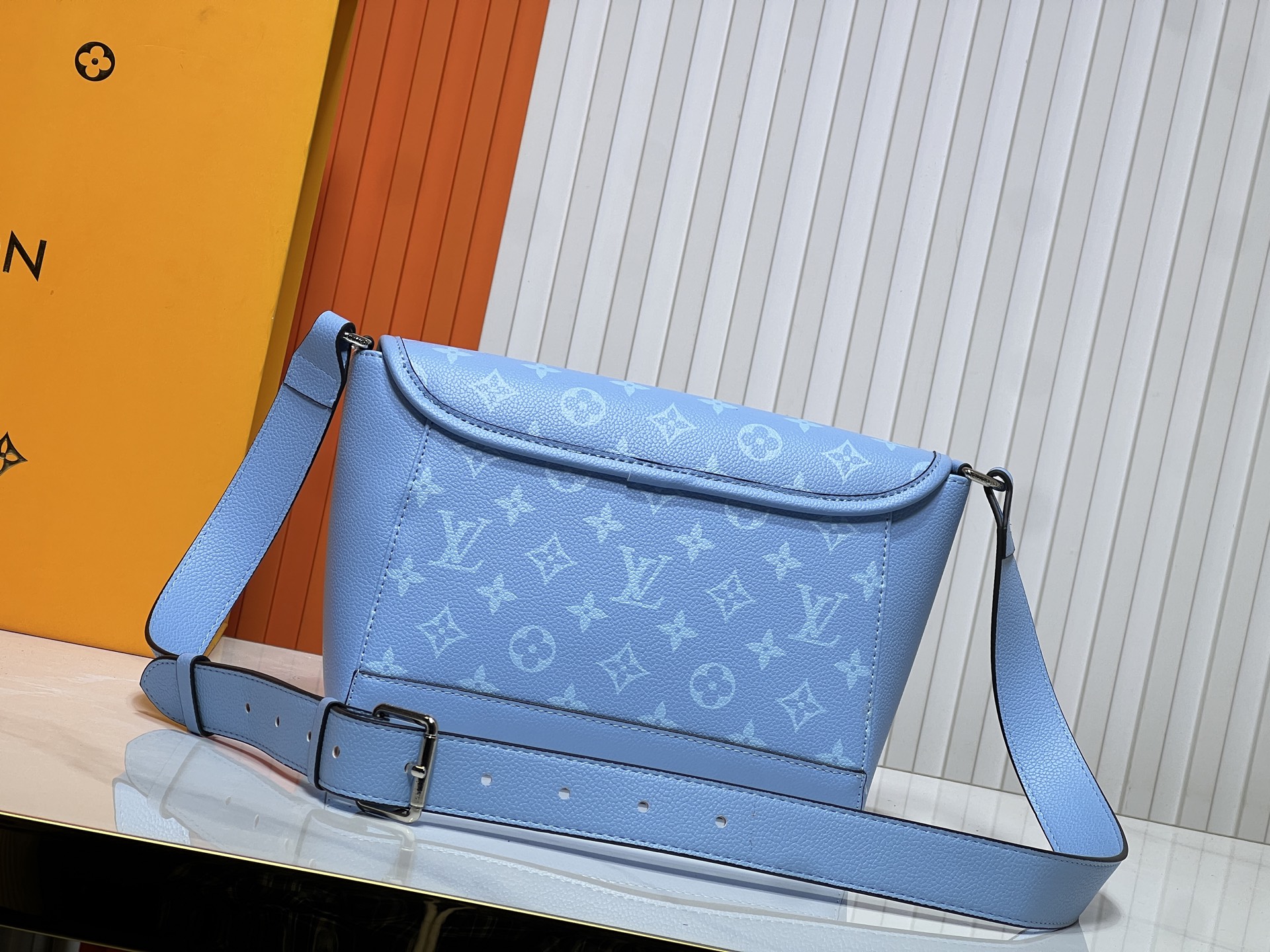 LOUIS VUITTON ルイヴィトン PULSE ショルダーバッグ M14116-BRAND OFF