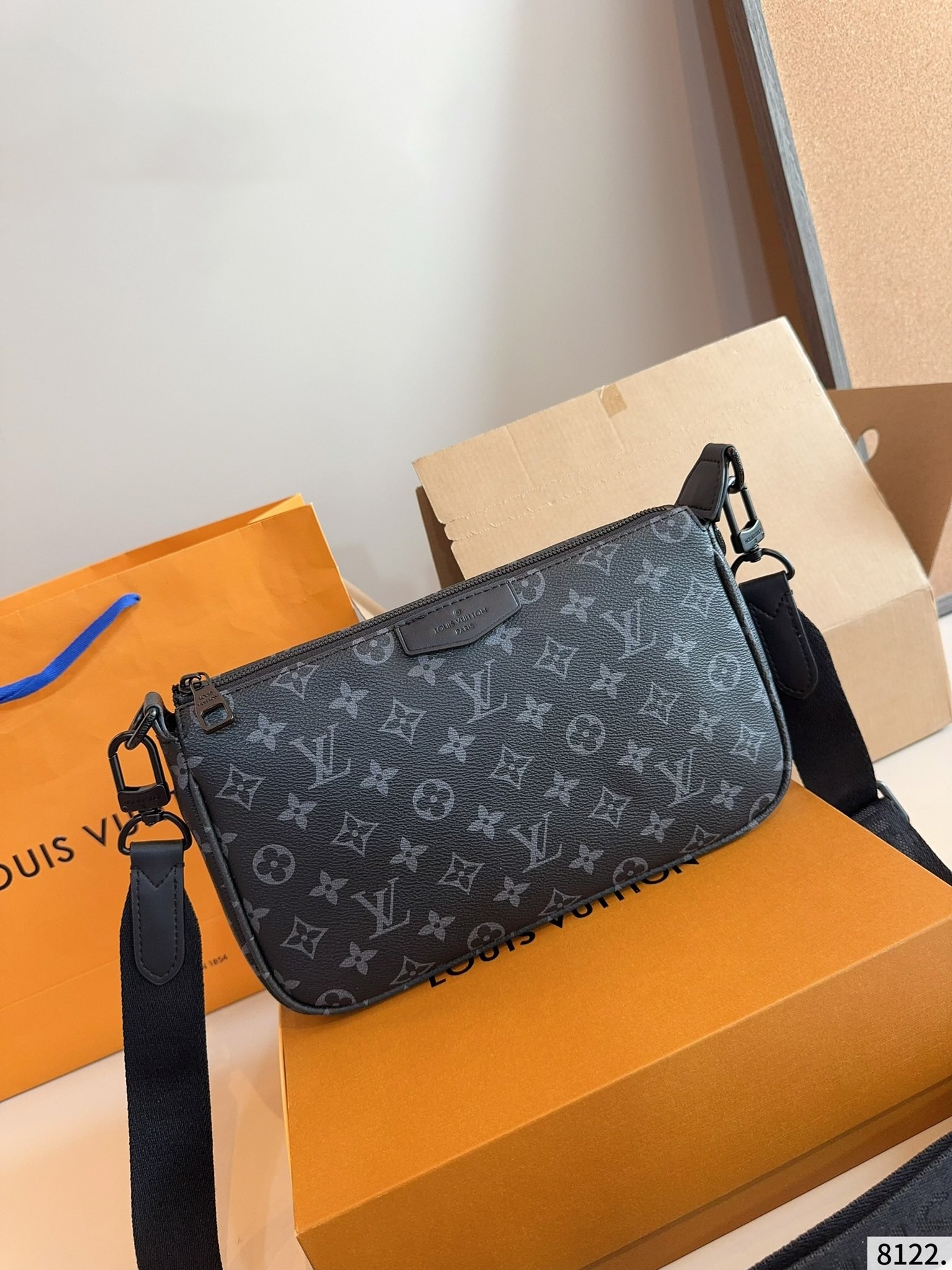 大人気定番商品★LOUIS VUITTON ルイヴィトン メッセンジャーバッグ M11741-BRAND OFF