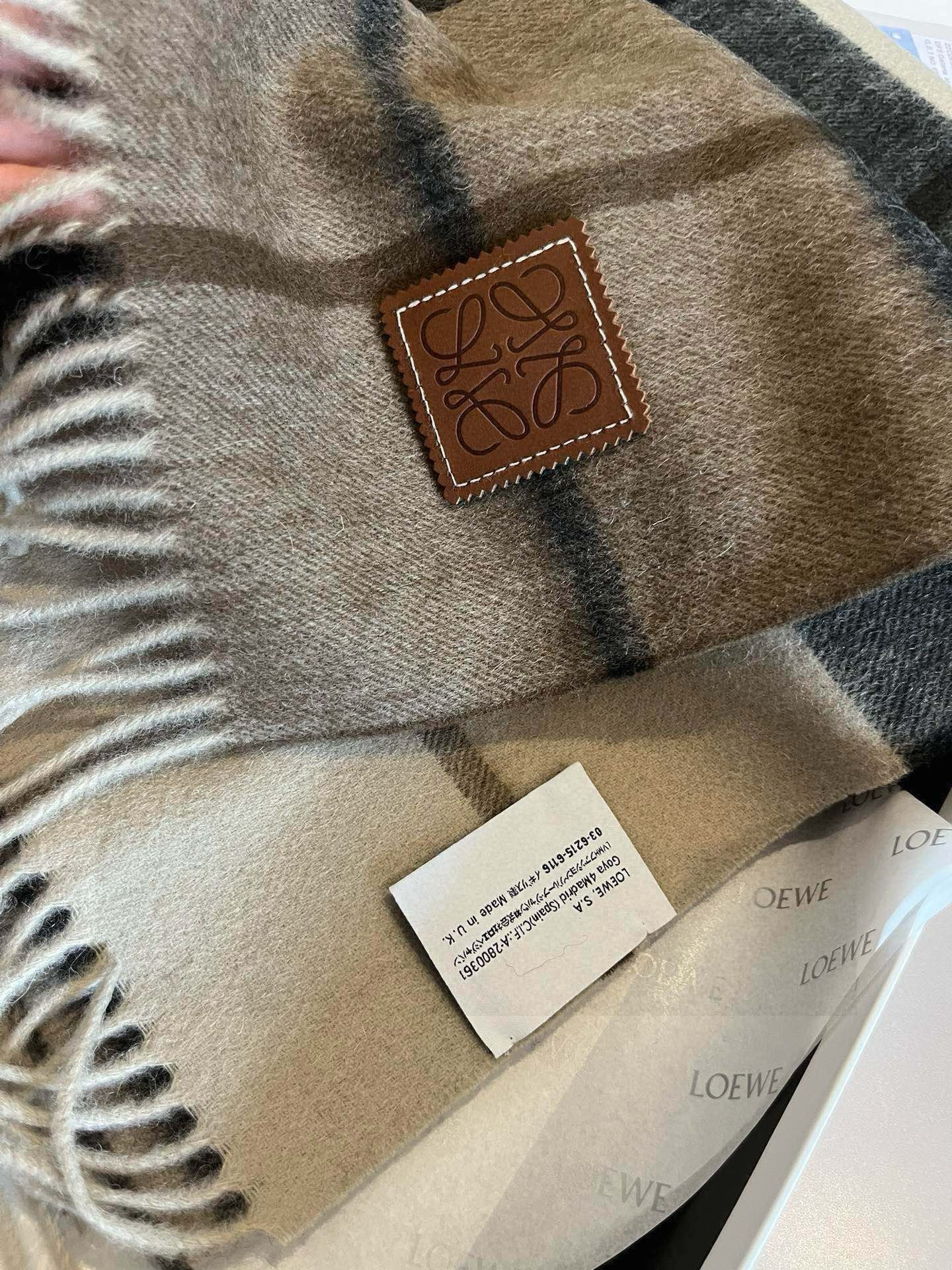 【LOEWE ロエベ】スカーフ 30*180CM   241207-BRAND OFF