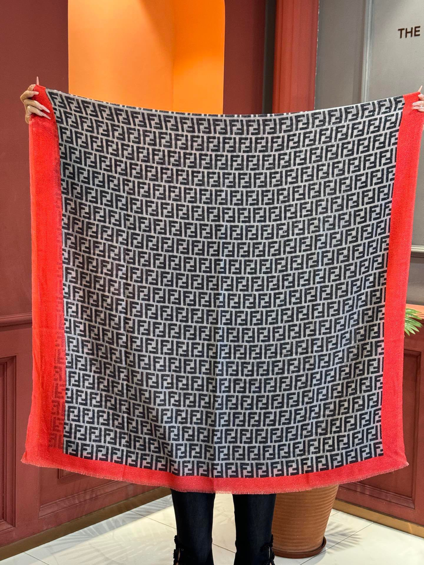 【FENDI  フェンディ】スカーフ 30*180CM   241207-BRAND OFF
