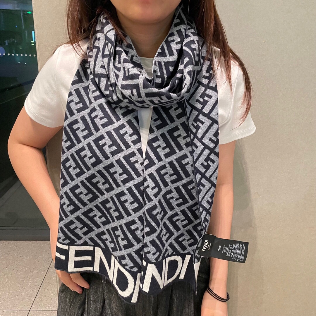 【FENDI  フェンディ】スカーフ 32*200CM   241207-BRAND OFF
