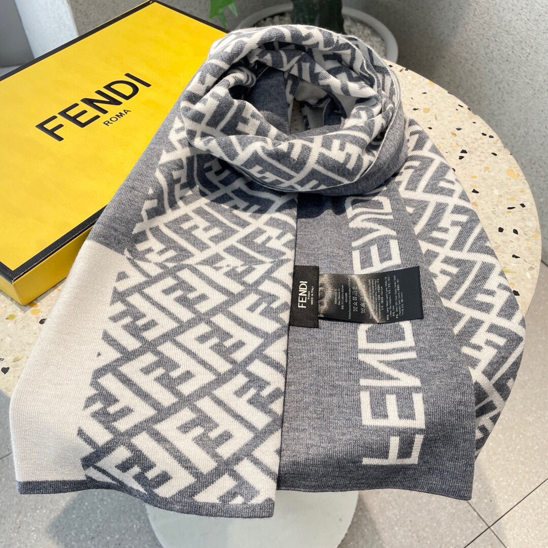 【FENDI  フェンディ】スカーフ 180*32CM   241207-BRAND OFF