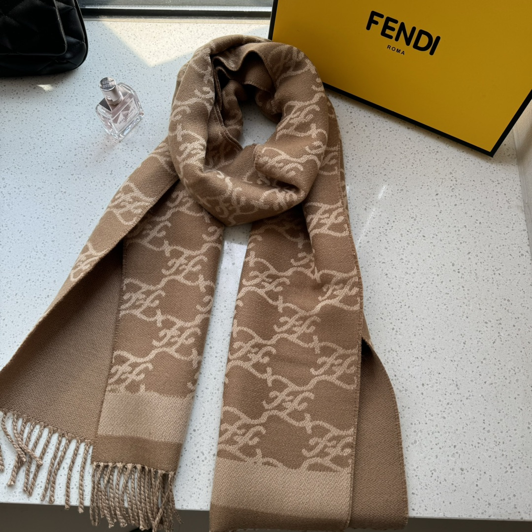 【FENDI  フェンディ】スカーフ 35*215CM   241207-BRAND OFF