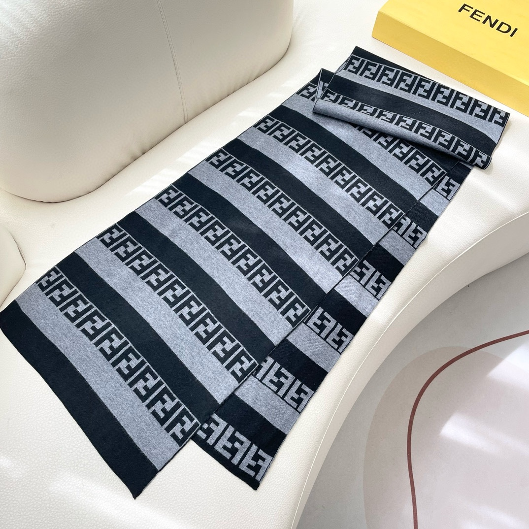 【FENDI  フェンディ】スカーフ 180*32CM   241207-BRAND OFF