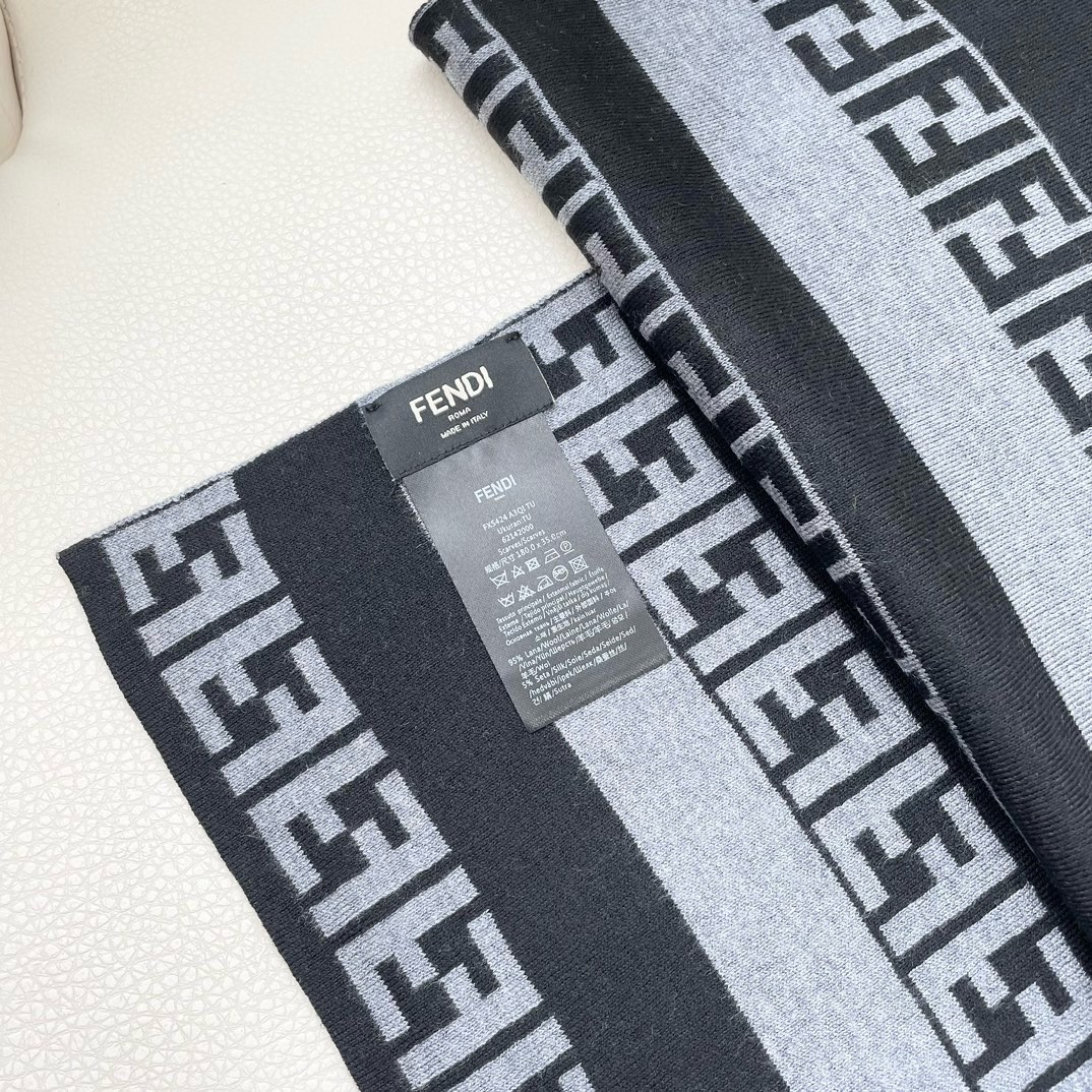【FENDI  フェンディ】スカーフ 180*32CM   241207-BRAND OFF