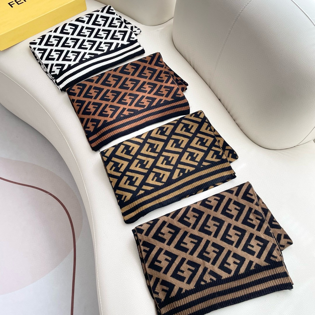 【FENDI  フェンディ】スカーフ 180*32CM   241207-BRAND OFF