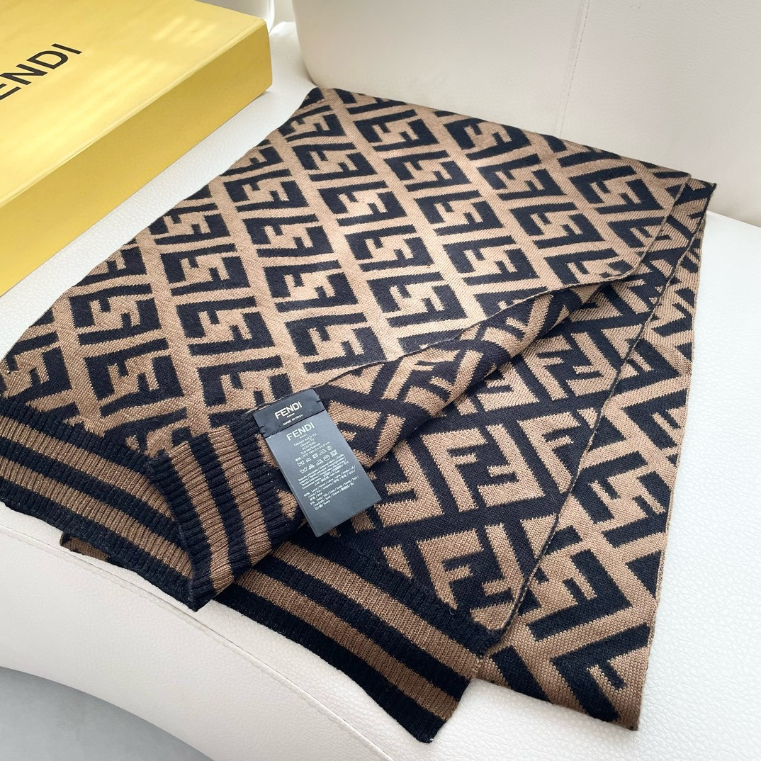 【FENDI  フェンディ】スカーフ 180*32CM   241207-BRAND OFF