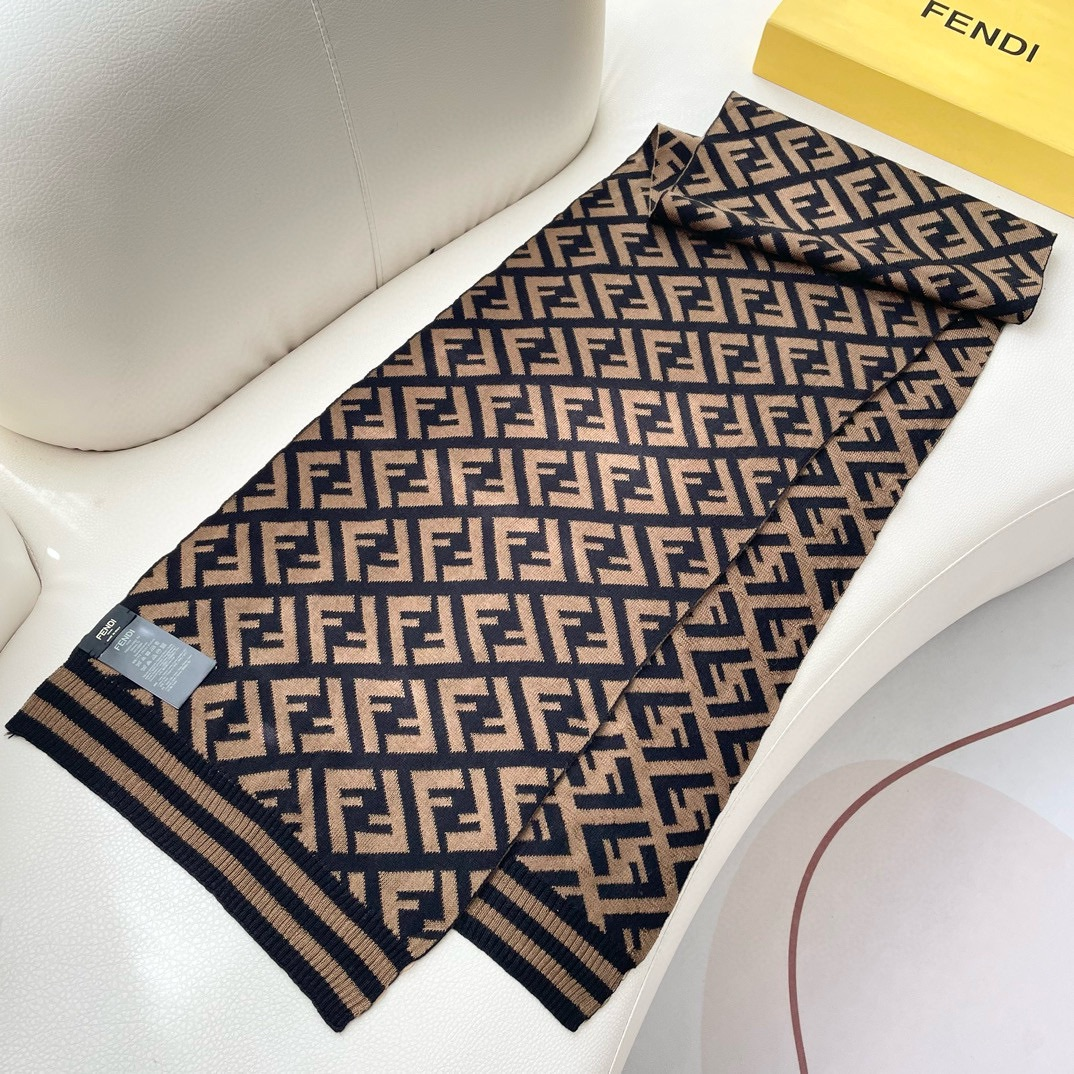 【FENDI  フェンディ】スカーフ 180*32CM   241207-BRAND OFF