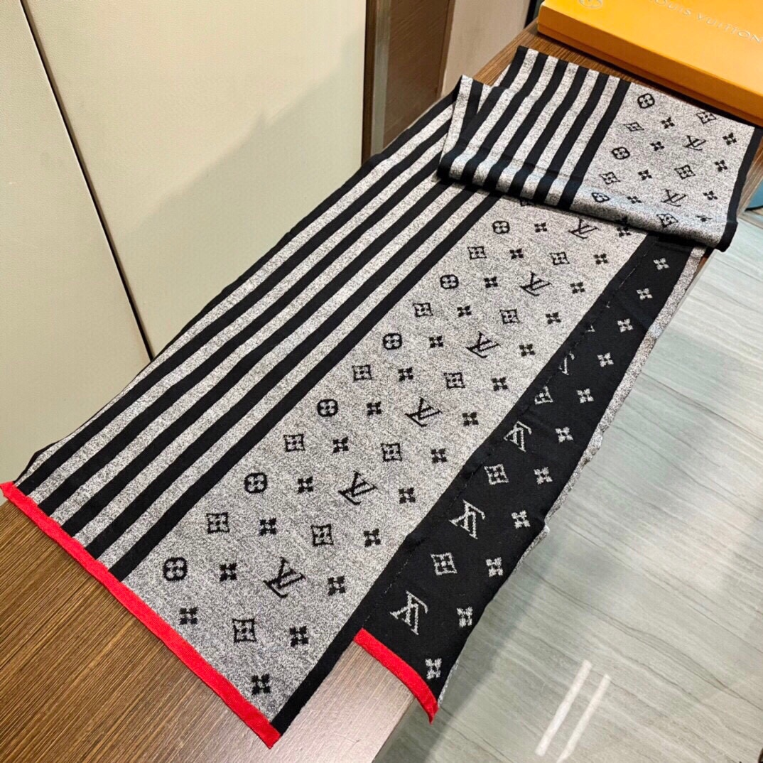 【LOUIS VUITTON   ルイヴィトン】スカーフ 180*32CM   241207-BRAND OFF
