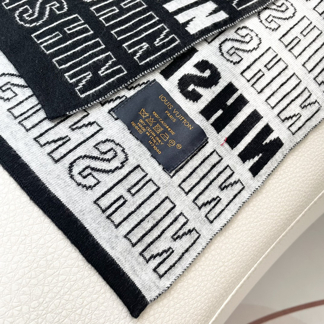 【LOUIS VUITTON   ルイヴィトン】スカーフ 186*34CM   241207-BRAND OFF