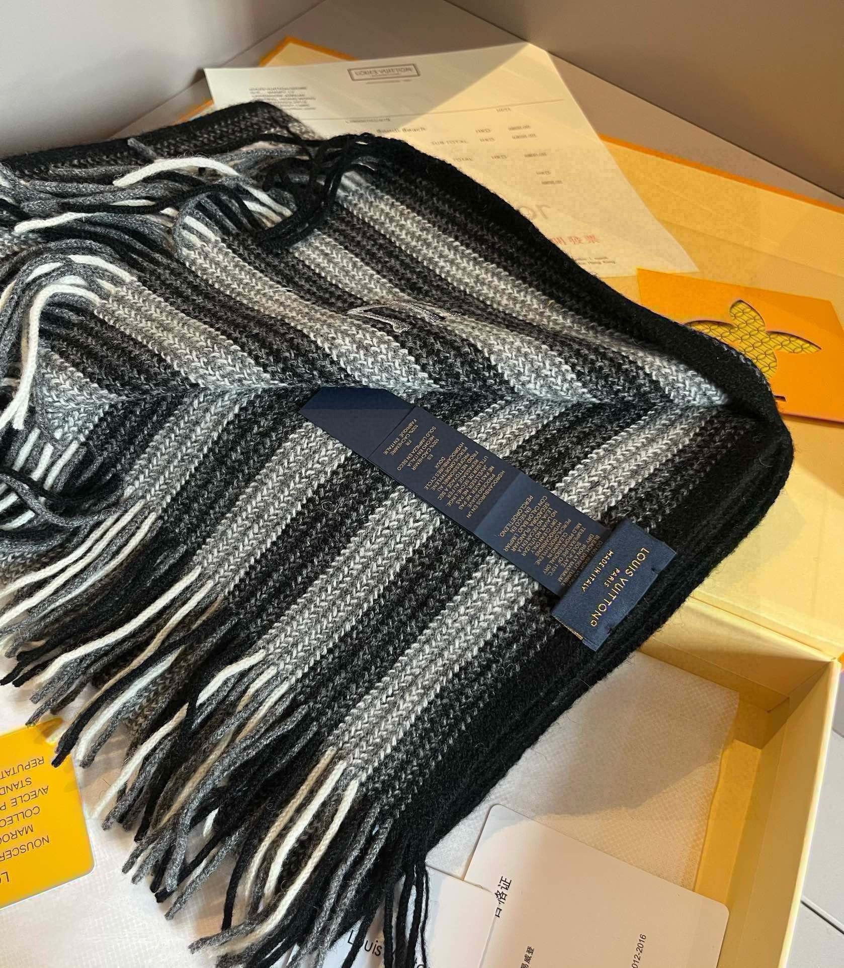 【LOUIS VUITTON   ルイヴィトン】スカーフ 35*180CM   241207-BRAND OFF