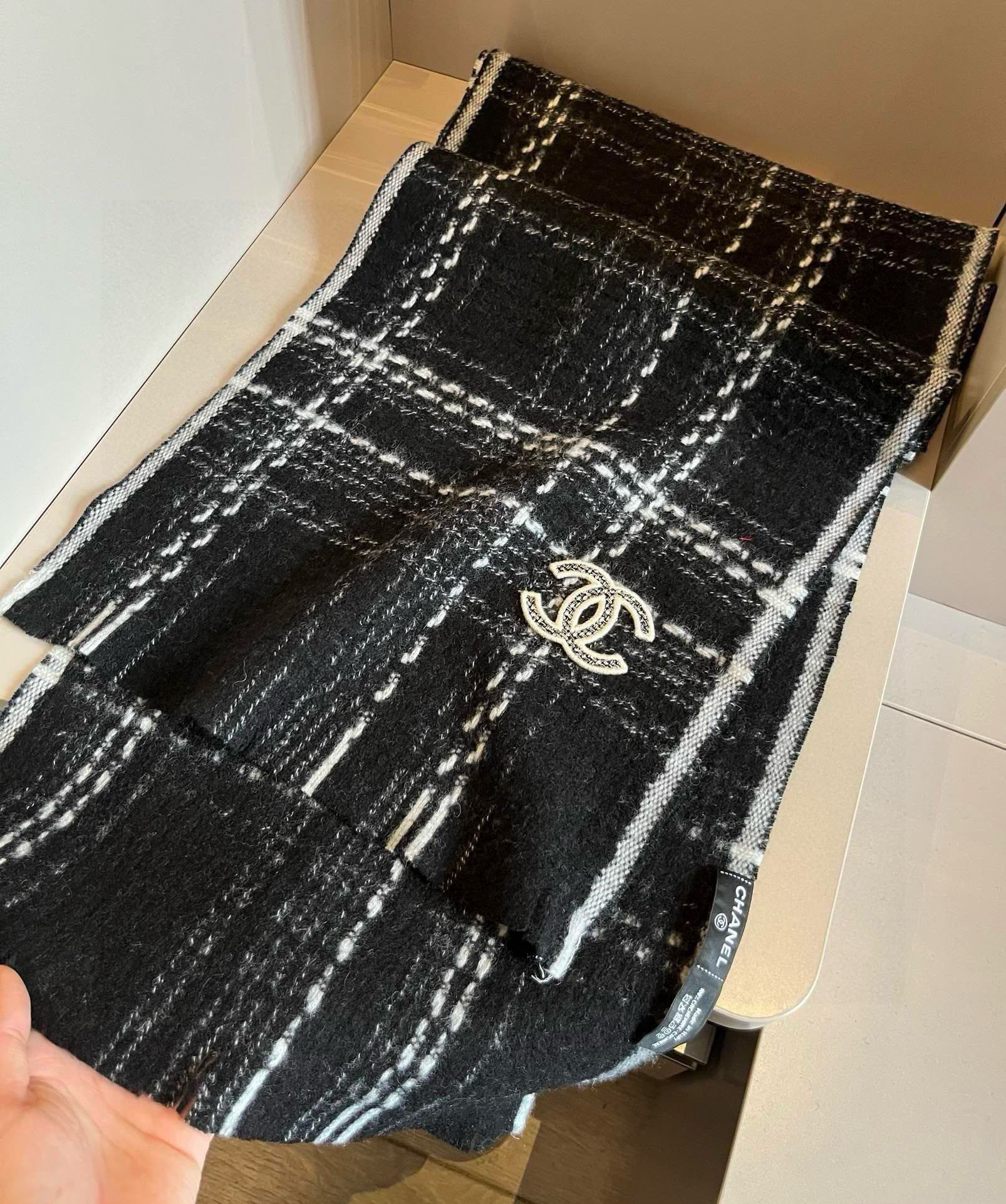 【CHANEL  シャネル 】スカーフ32*186CM  241209-BRAND OFF