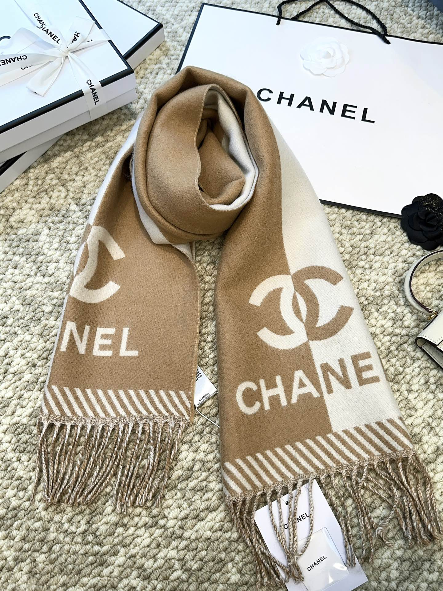 【2026】【CHANEL  シャネル 】スカーフ184*34CM  241209-BRAND OFF