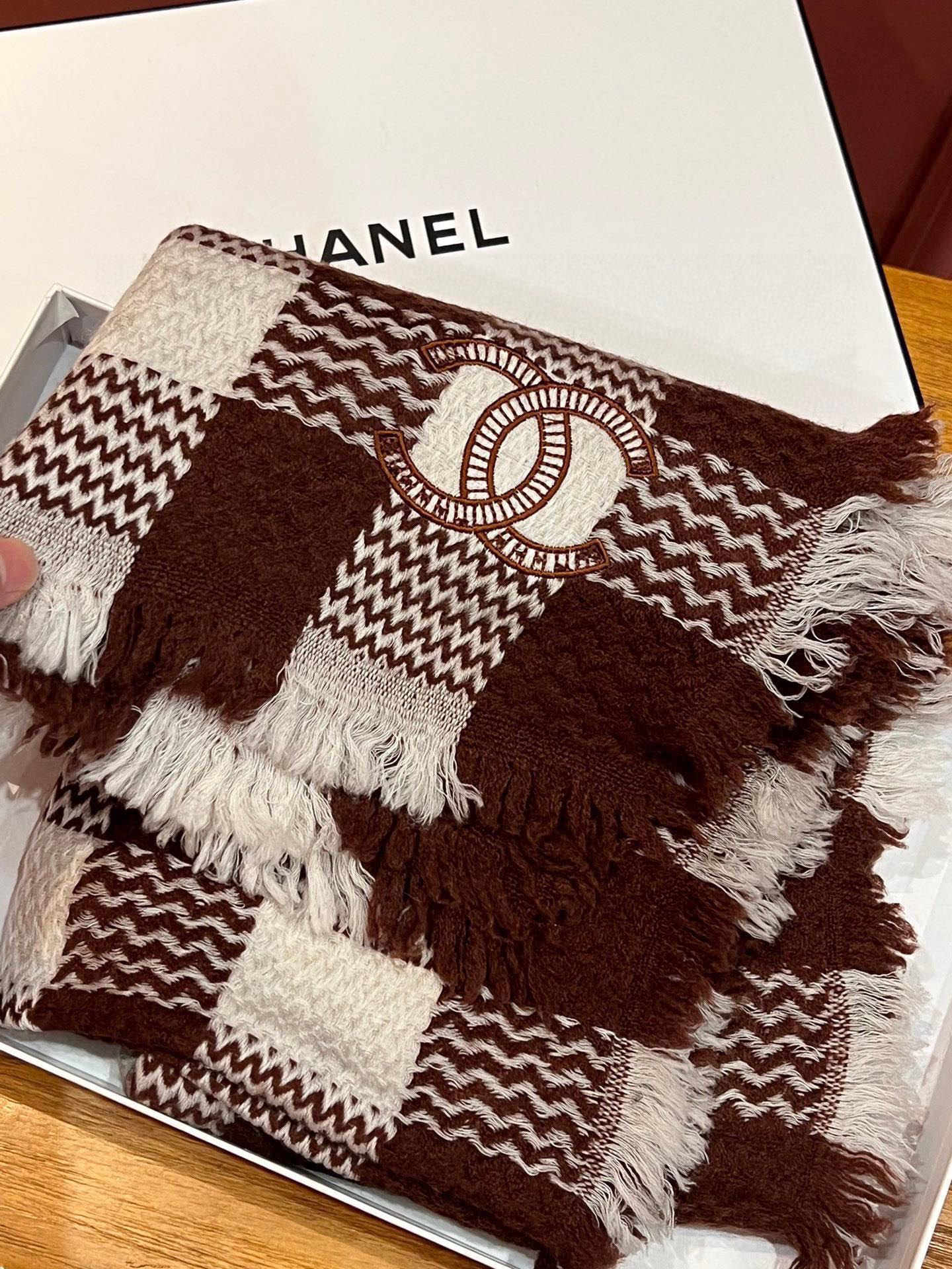 【CHANEL  シャネル 】スカーフ45*200CM  241209-BRAND OFF