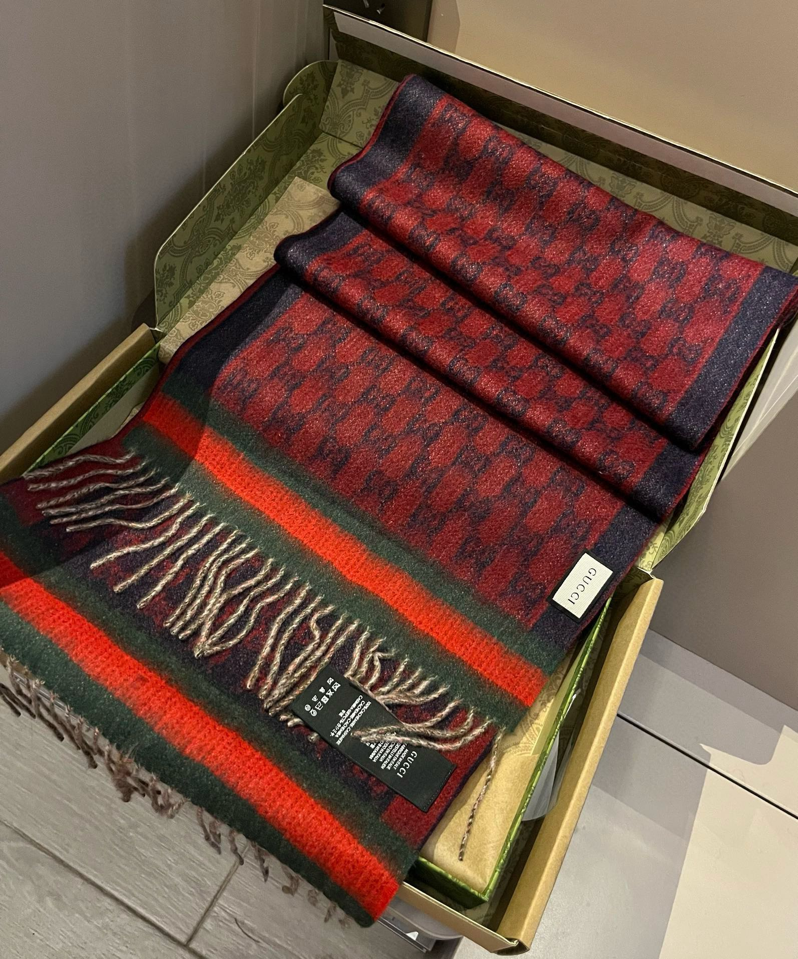 【GUCCI グッチ】スカーフ  32*210CM  241209-BRAND OFF