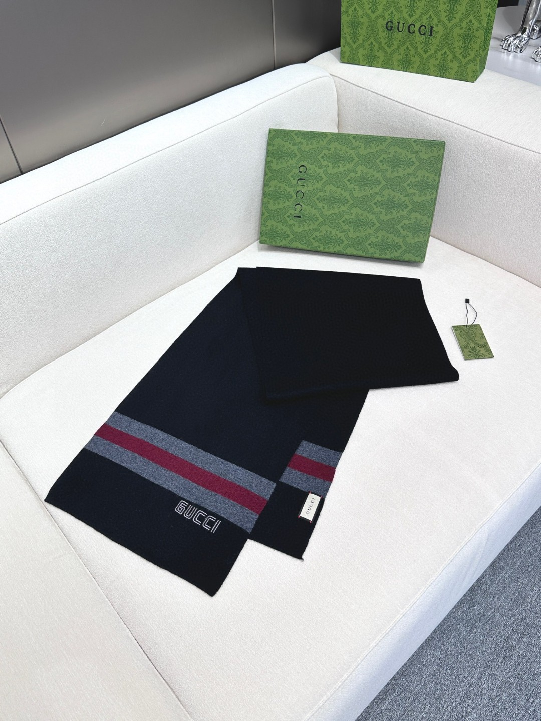 【GUCCI グッチ】スカーフ  32*180CM  241209-BRAND OFF