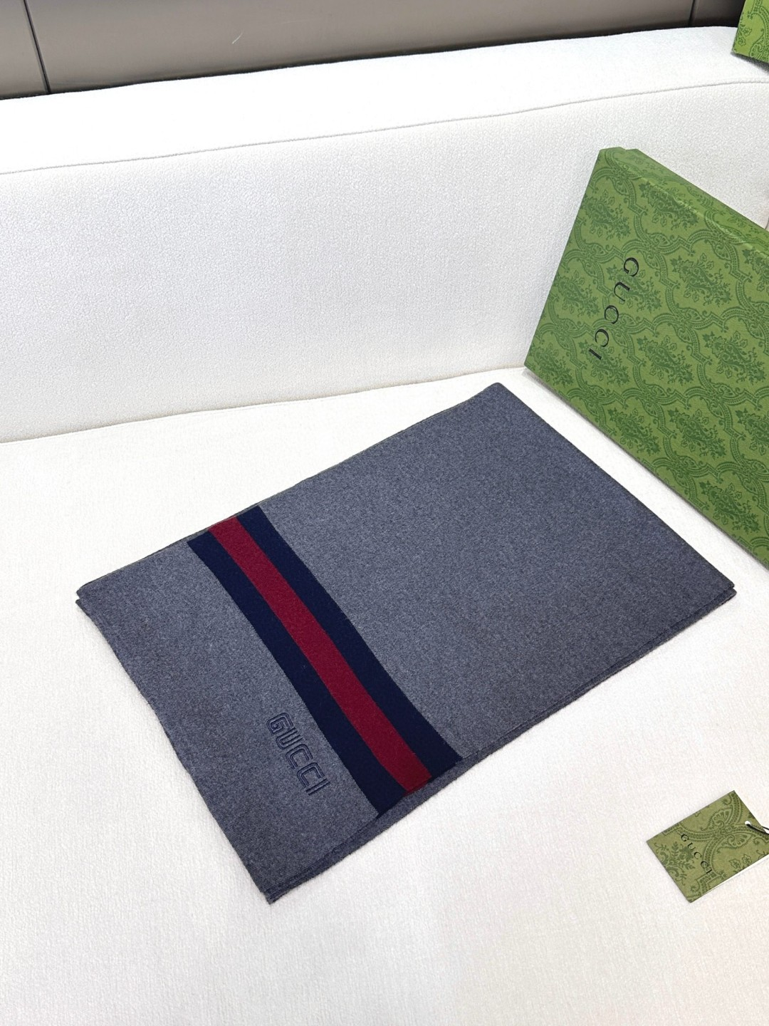 【GUCCI グッチ】スカーフ  32*180CM  241209-BRAND OFF