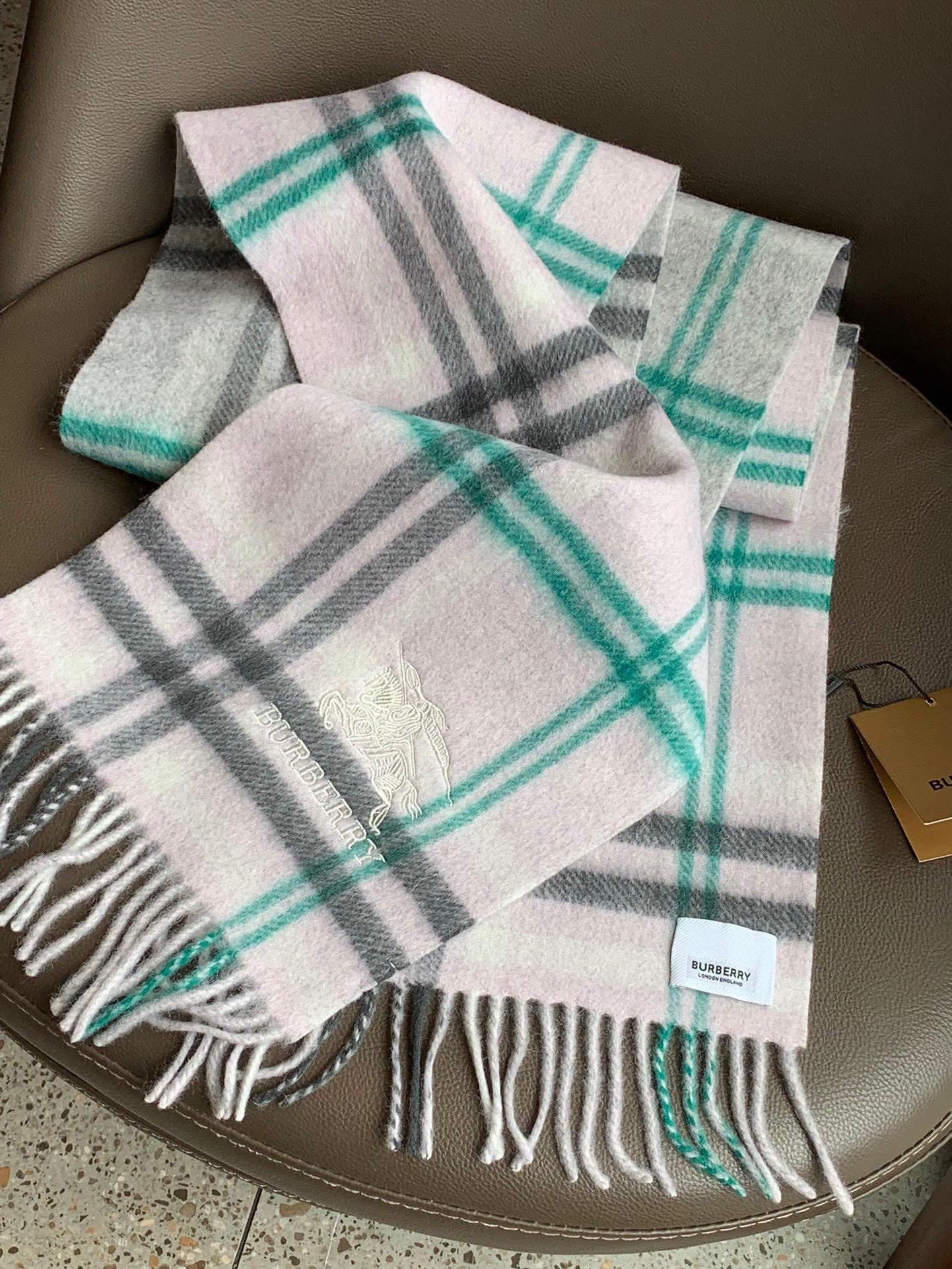 【BURBERRY  バーバリー】スカーフ25*190CM  241209-BRAND OFF