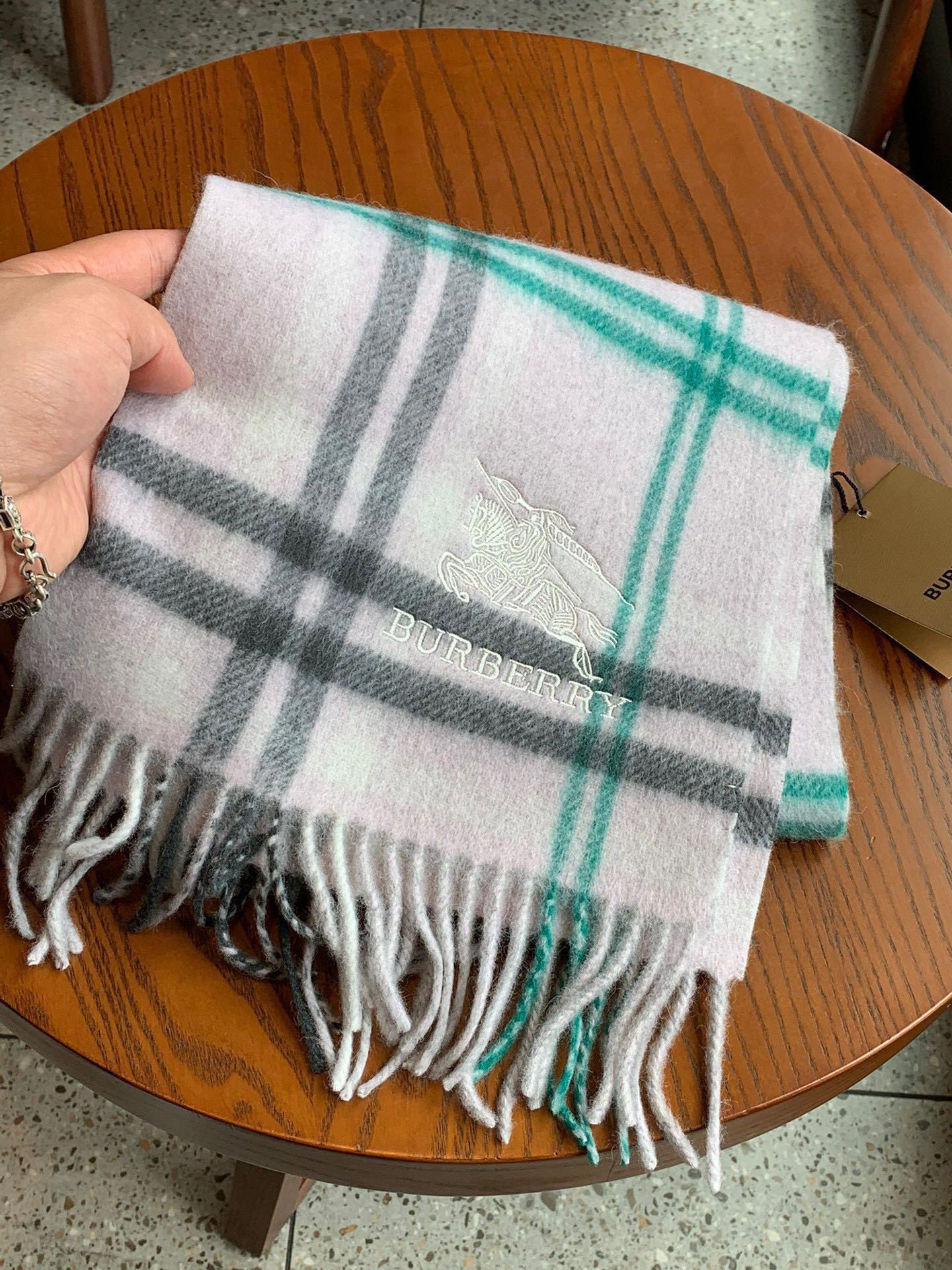 【BURBERRY  バーバリー】スカーフ25*190CM  241209-BRAND OFF