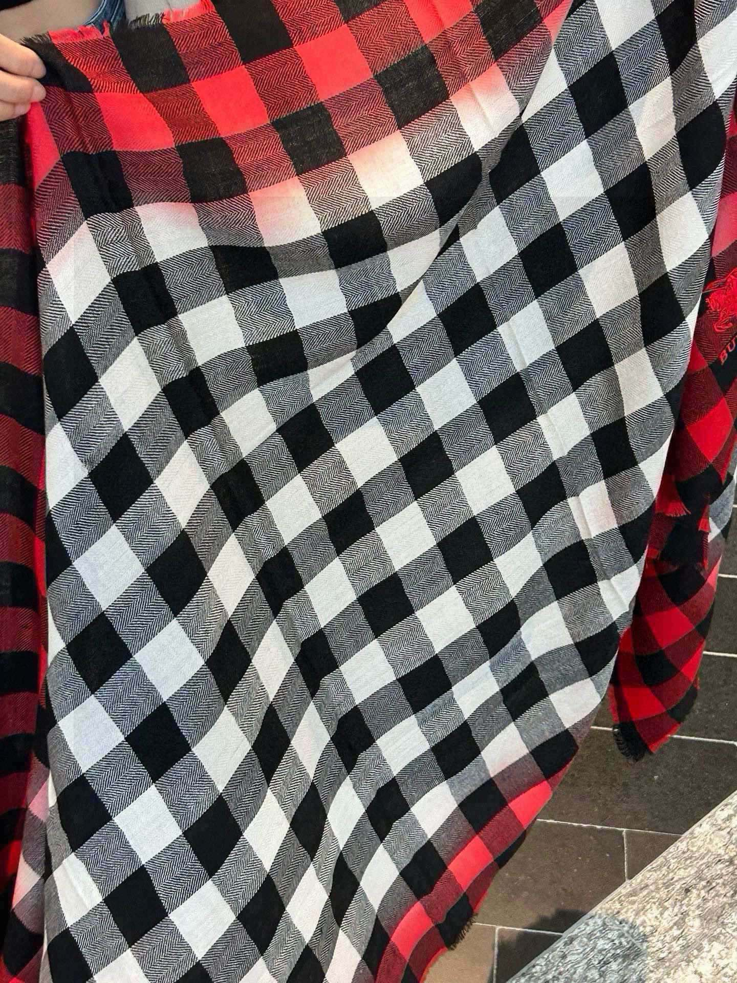 【BURBERRY  バーバリー】スカーフ80*200CM  241209-BRAND OFF