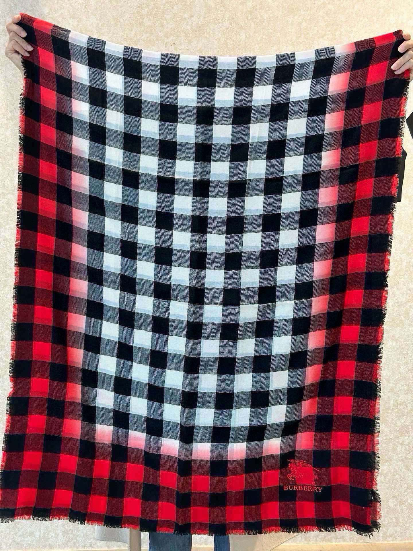 【BURBERRY  バーバリー】スカーフ80*200CM  241209-BRAND OFF