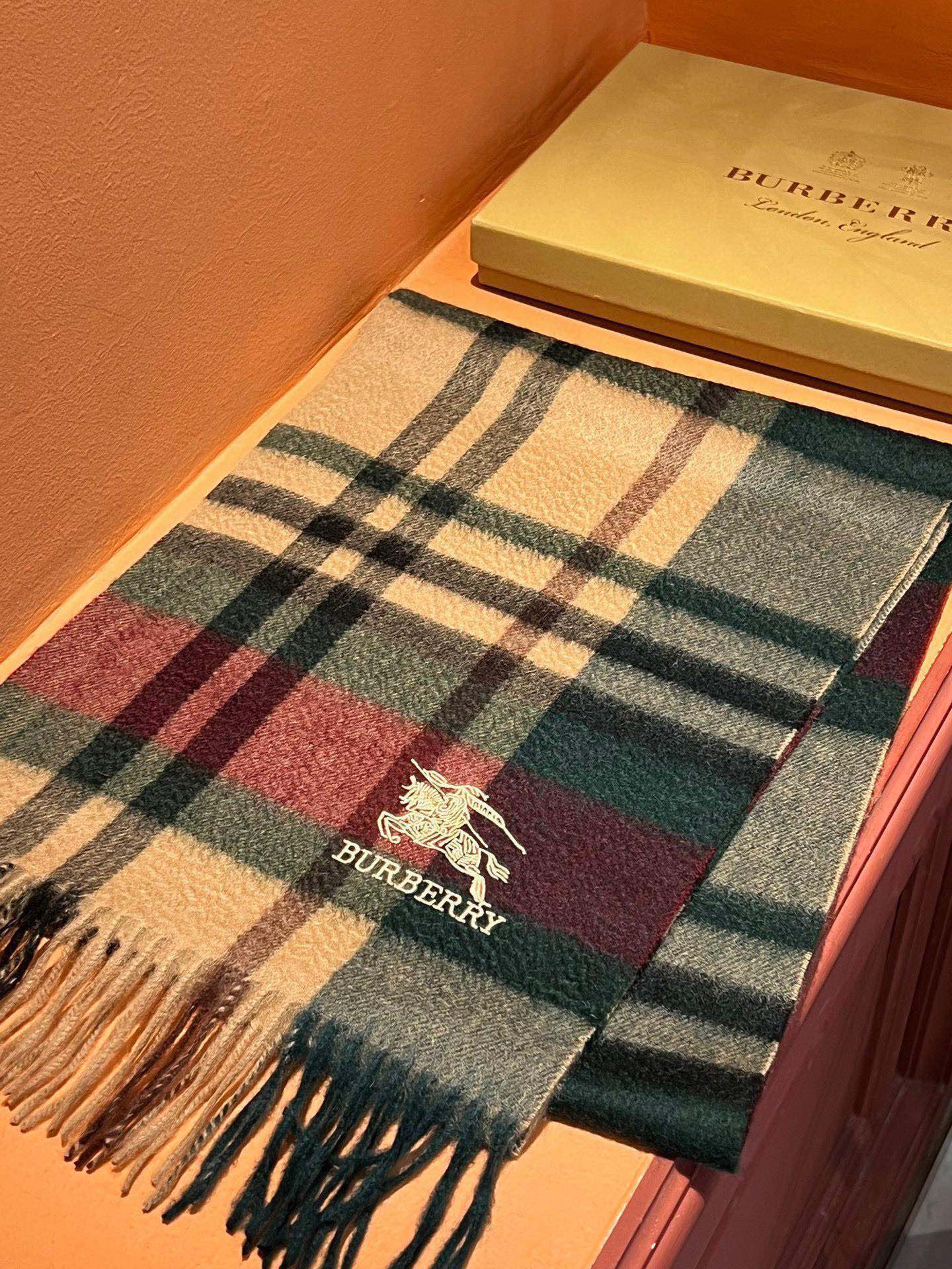 【BURBERRY  バーバリー】スカーフ32*180CM  241209-BRAND OFF