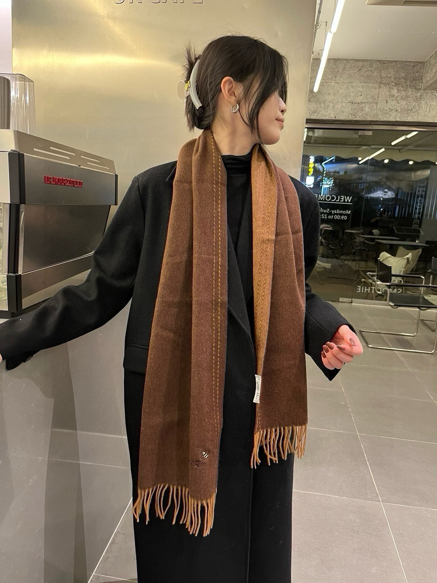 【DIOR  ディオール 】スカーフ  32*180cm  241210-BRAND OFF