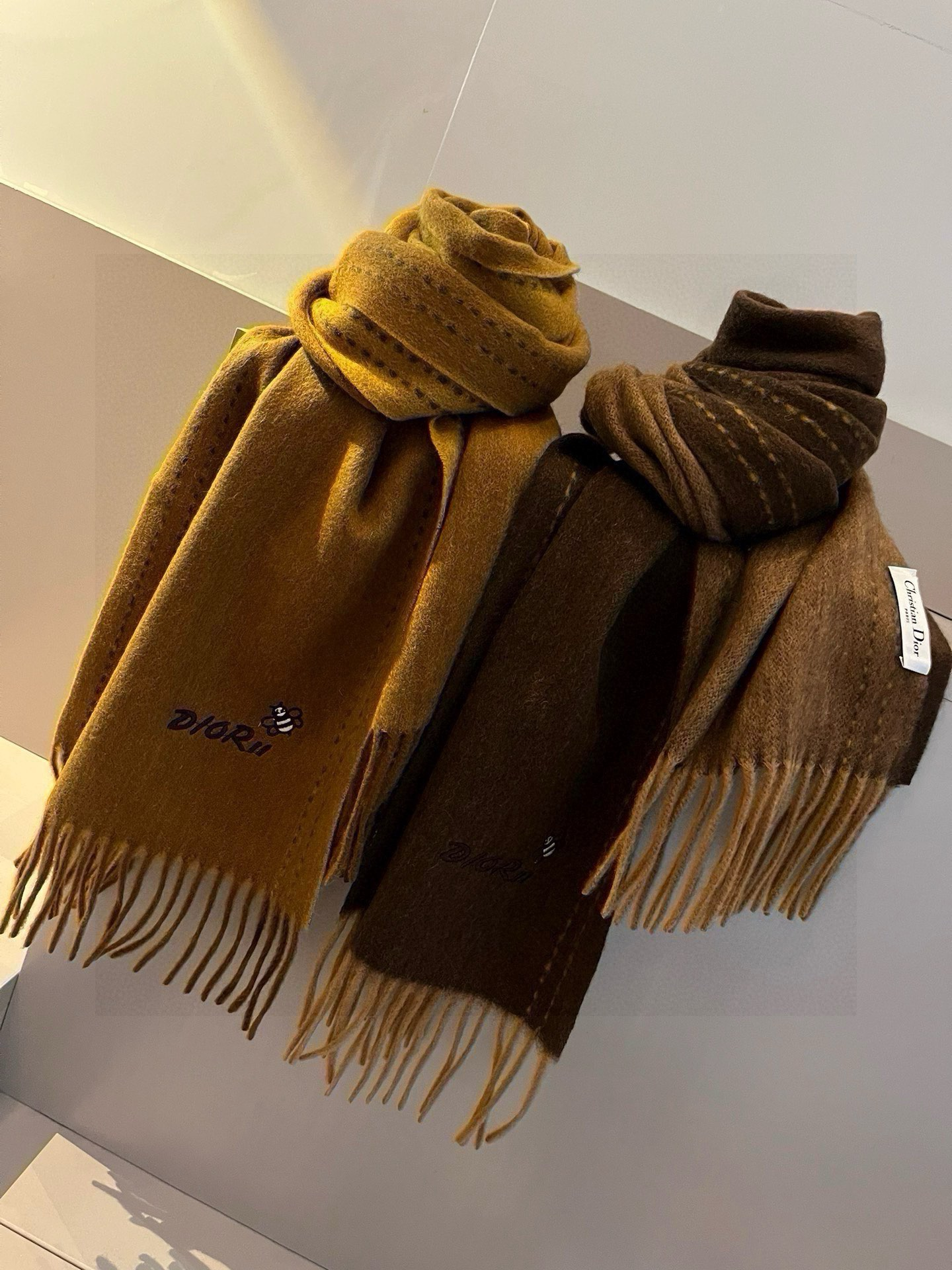 【DIOR  ディオール 】スカーフ  32*180cm  241210-BRAND OFF