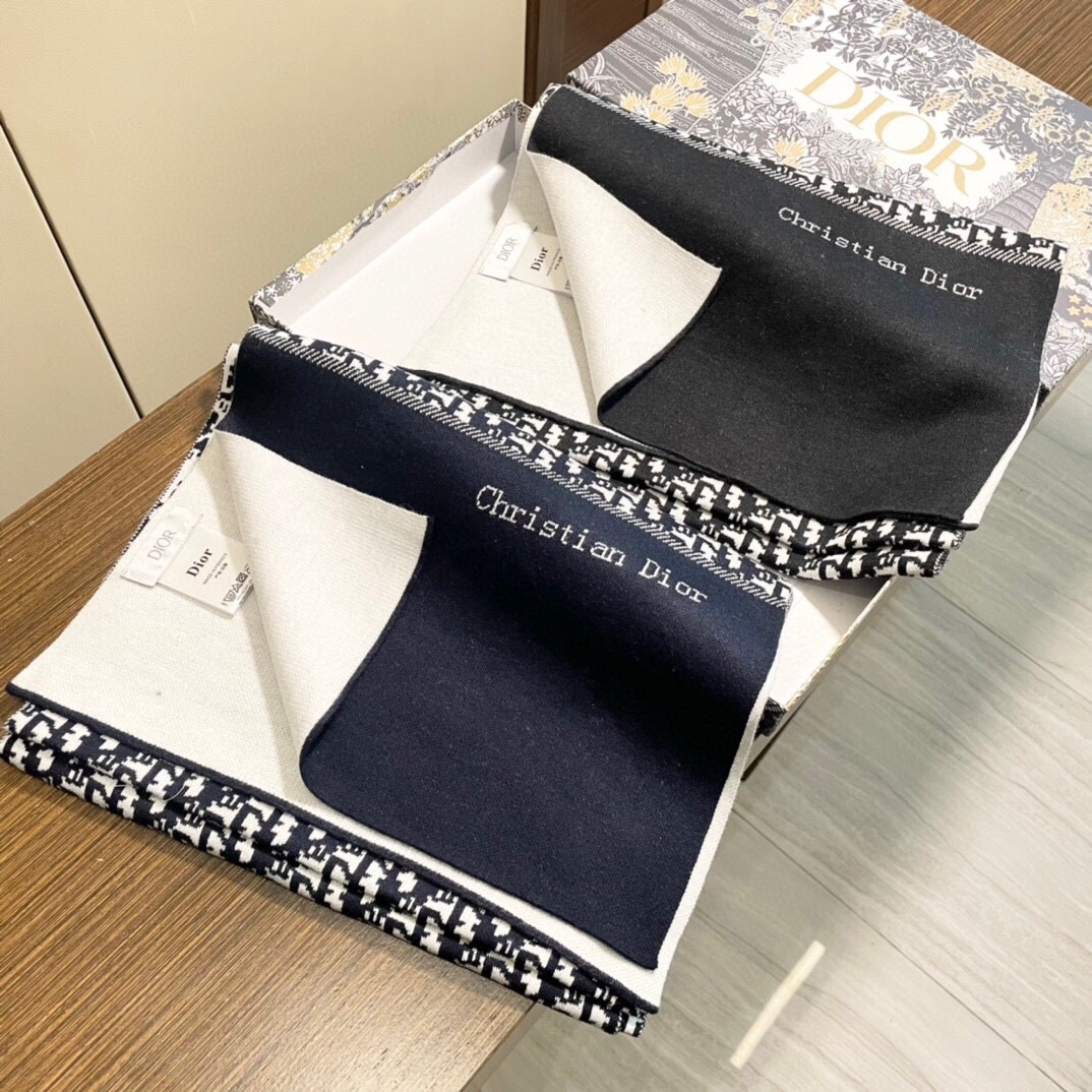 【DIOR  ディオール 】スカーフ  32*180cm  241210-BRAND OFF