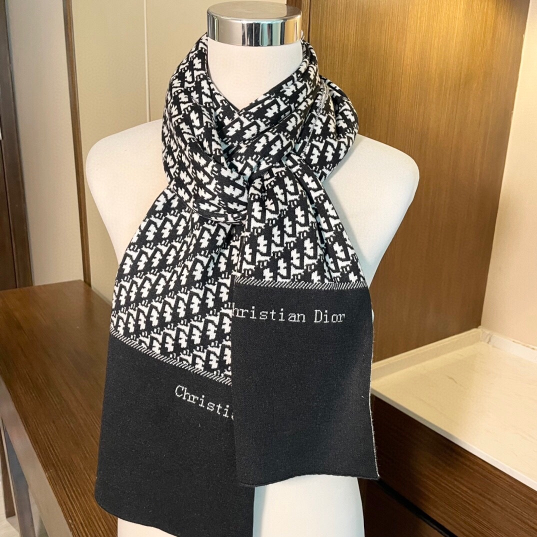 【DIOR  ディオール 】スカーフ  32*180cm  241210-BRAND OFF