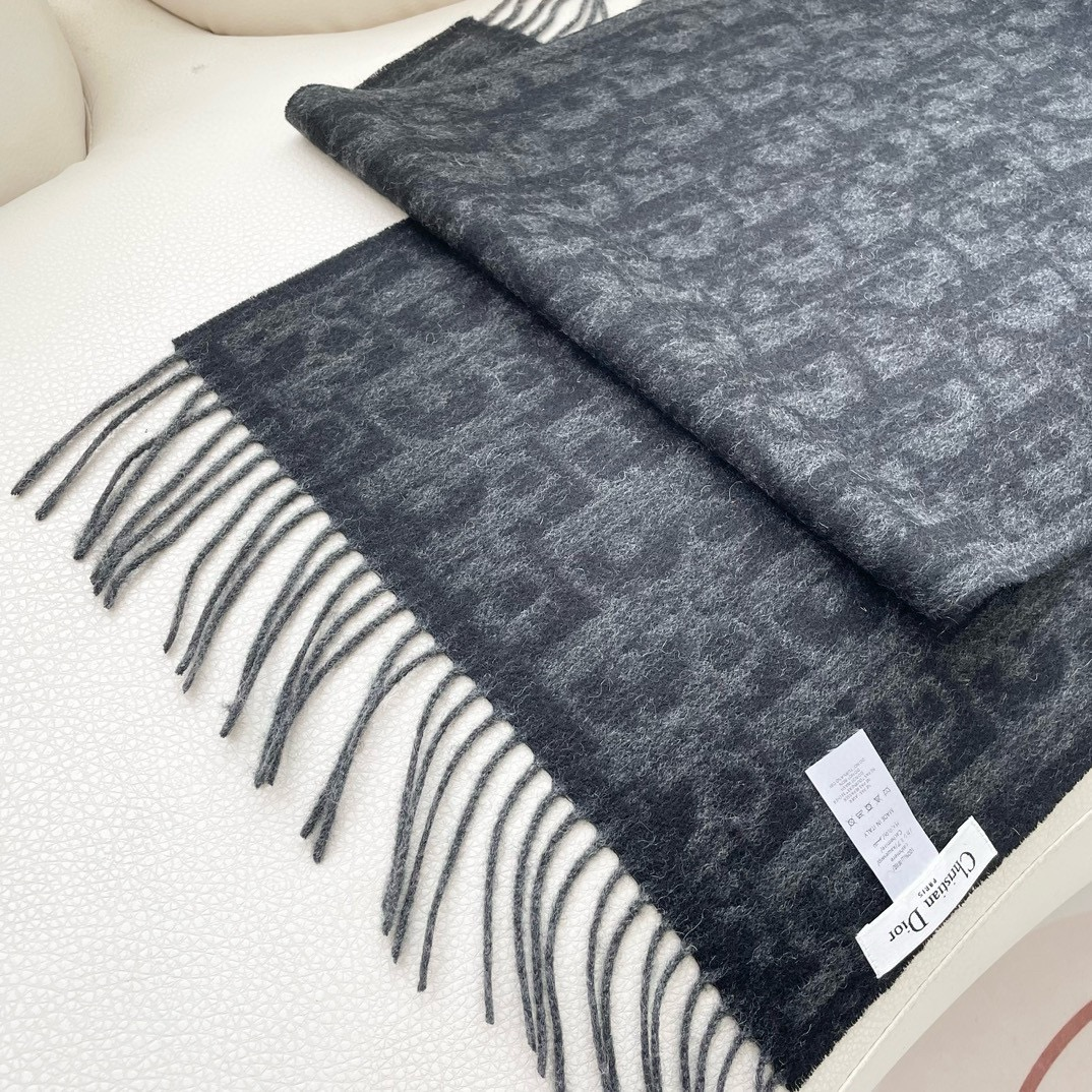 【DIOR  ディオール 】スカーフ  32*180cm  241210-BRAND OFF