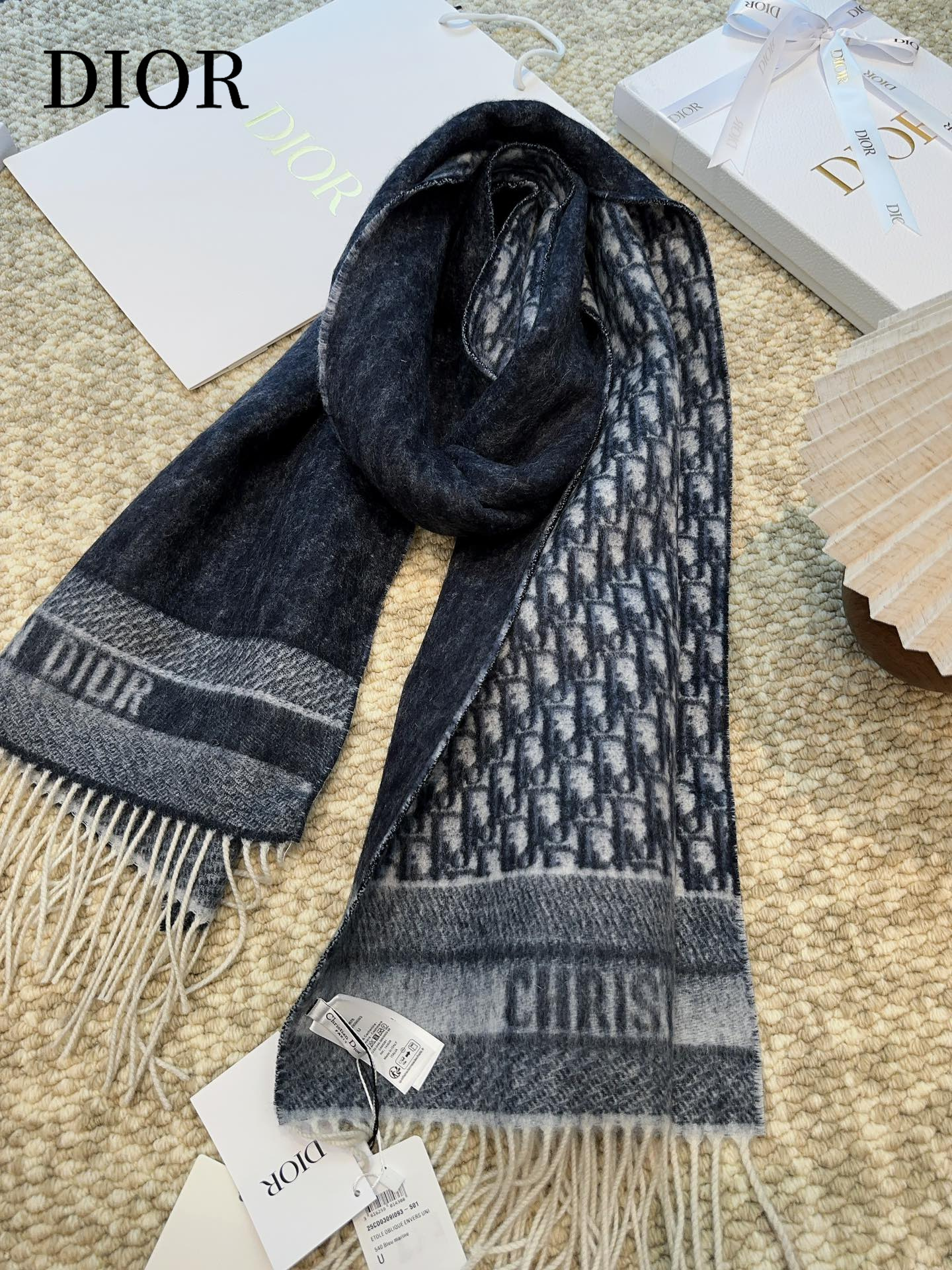 【DIOR  ディオール 】スカーフ  32*180cm  241210-BRAND OFF