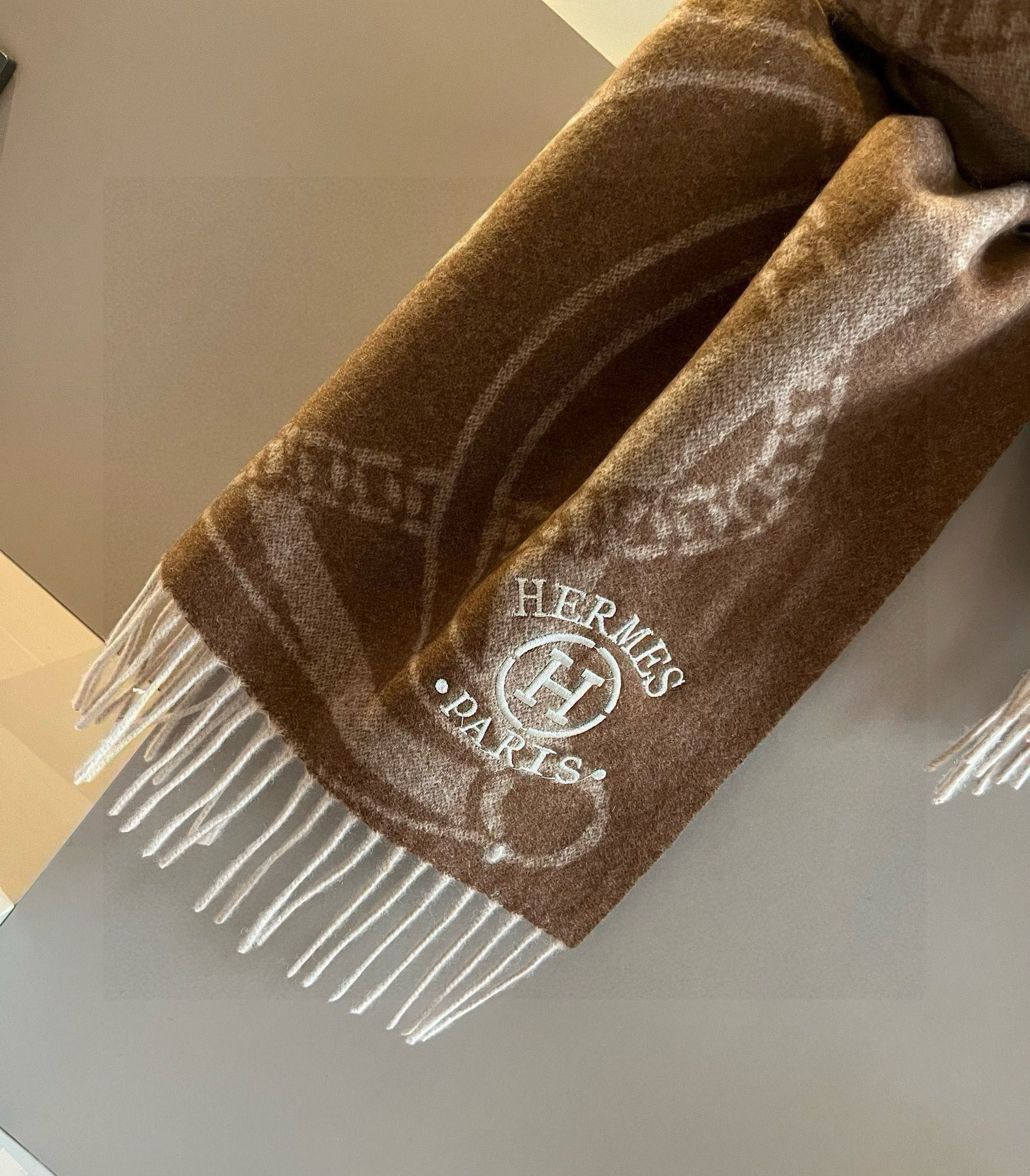 【HERMES エルメス 】スカーフ30*180CM  241210-BRAND OFF