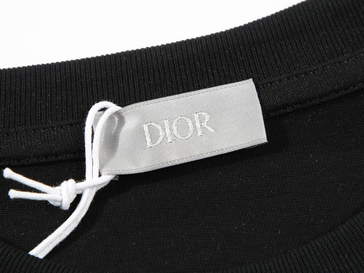 【2026】【DIOR 公式旗艦店】ディオール   Tシャツ ご好評に付き再入荷 250210-BRAND OFF