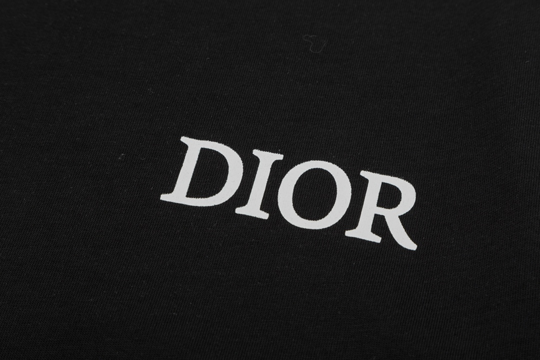 【DIOR 公式旗艦店】ディオール   Tシャツ ご好評に付き再入荷 250210-BRAND OFF
