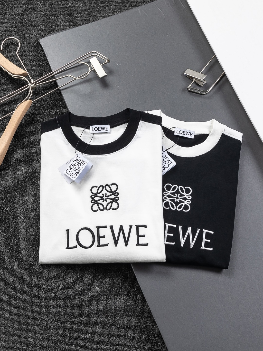 【LOEWE 公式旗艦店】ロエベ   Tシャツ ご好評に付き再入荷！250213-BRAND OFF